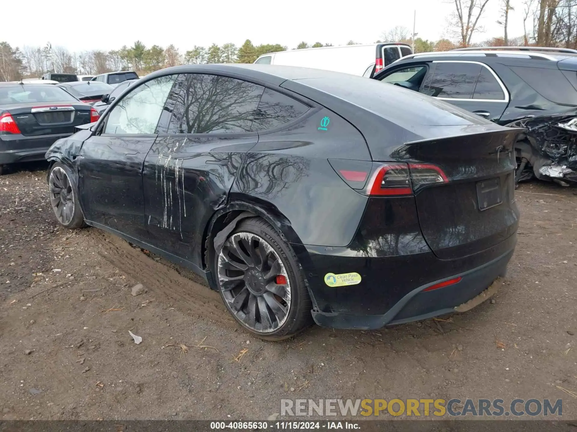 3 Photograph of a damaged car 7SAYGDEF6NF531105 TESLA MODEL Y 2022
