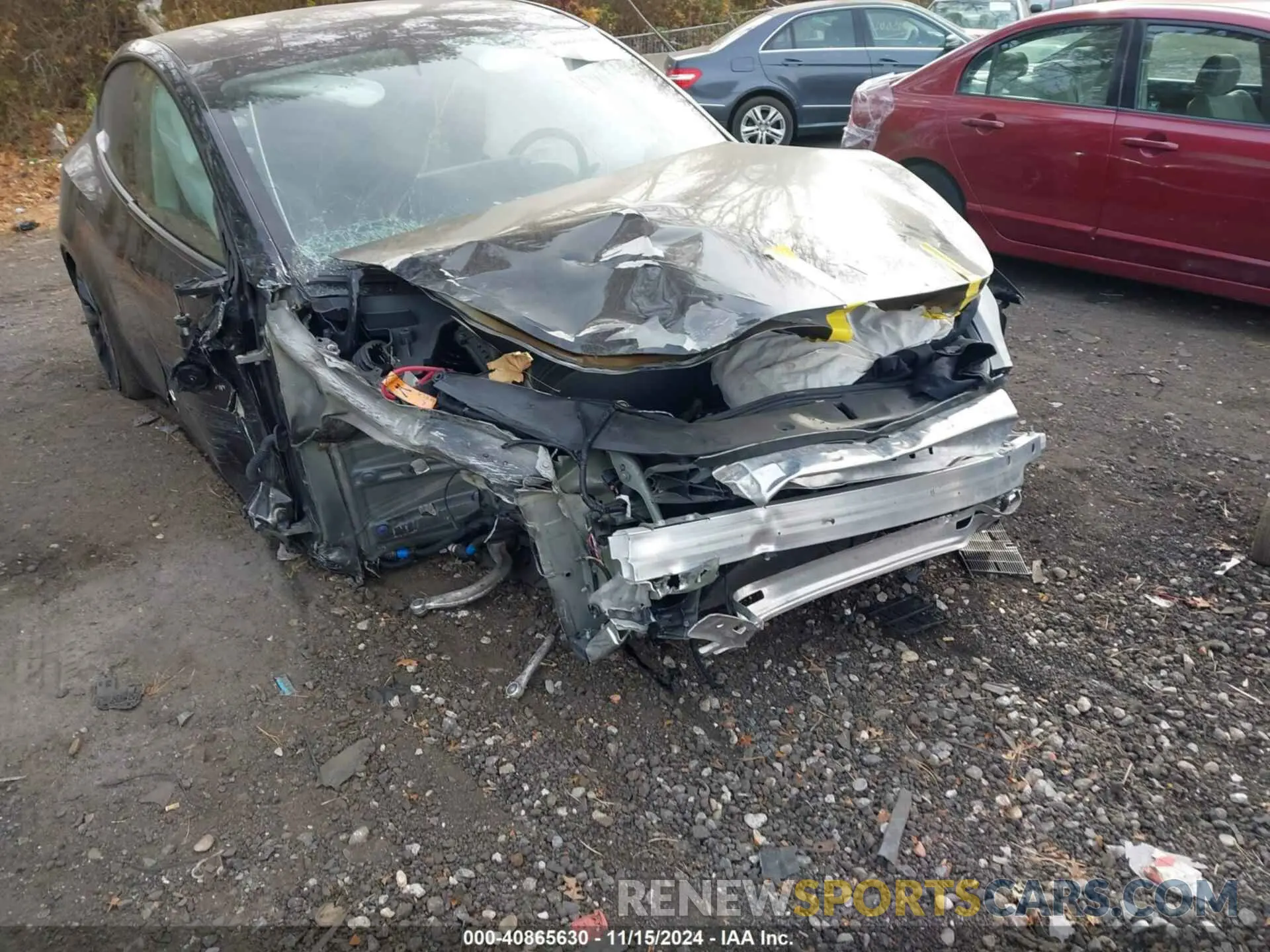 6 Photograph of a damaged car 7SAYGDEF6NF531105 TESLA MODEL Y 2022