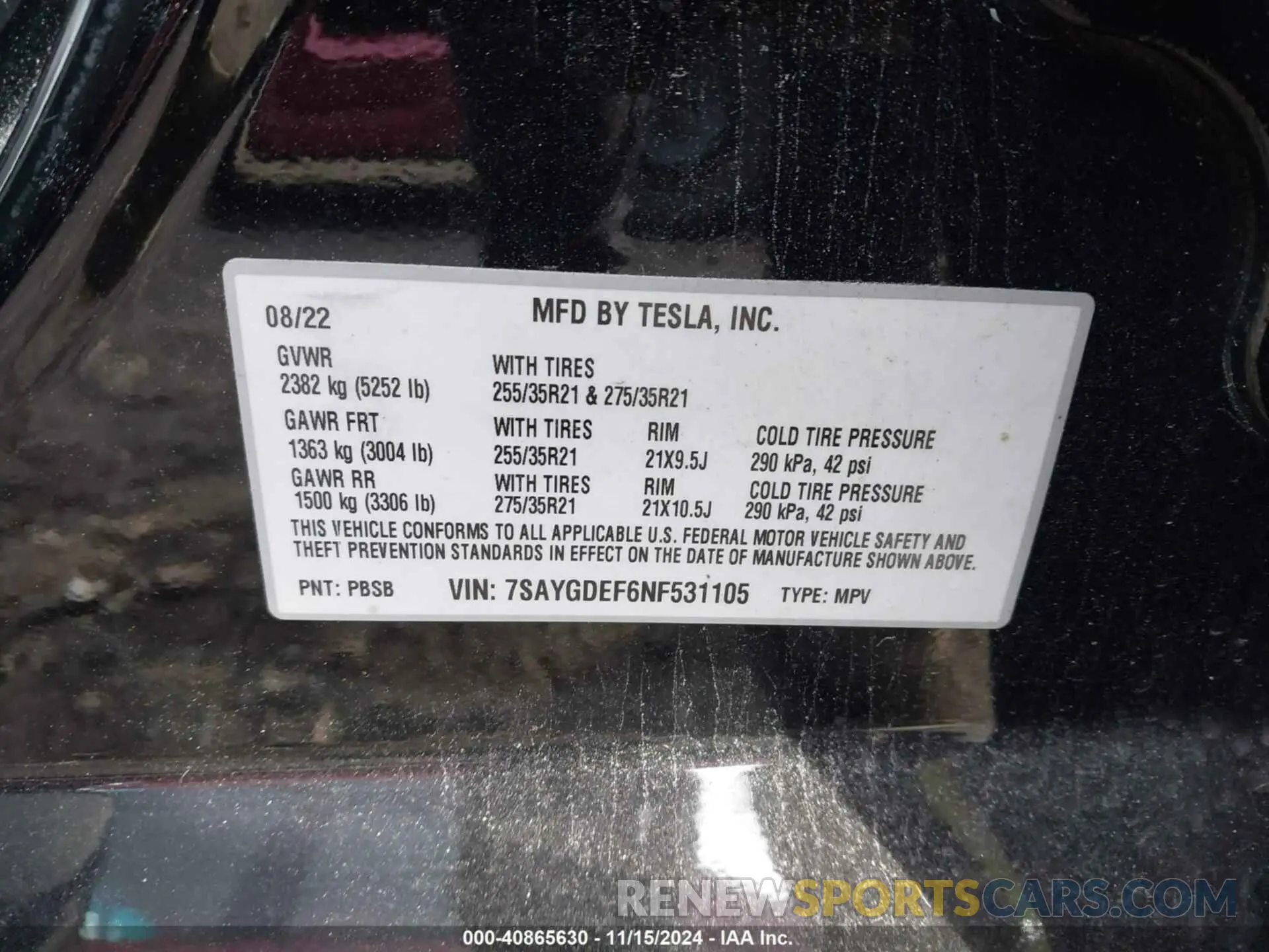 9 Photograph of a damaged car 7SAYGDEF6NF531105 TESLA MODEL Y 2022