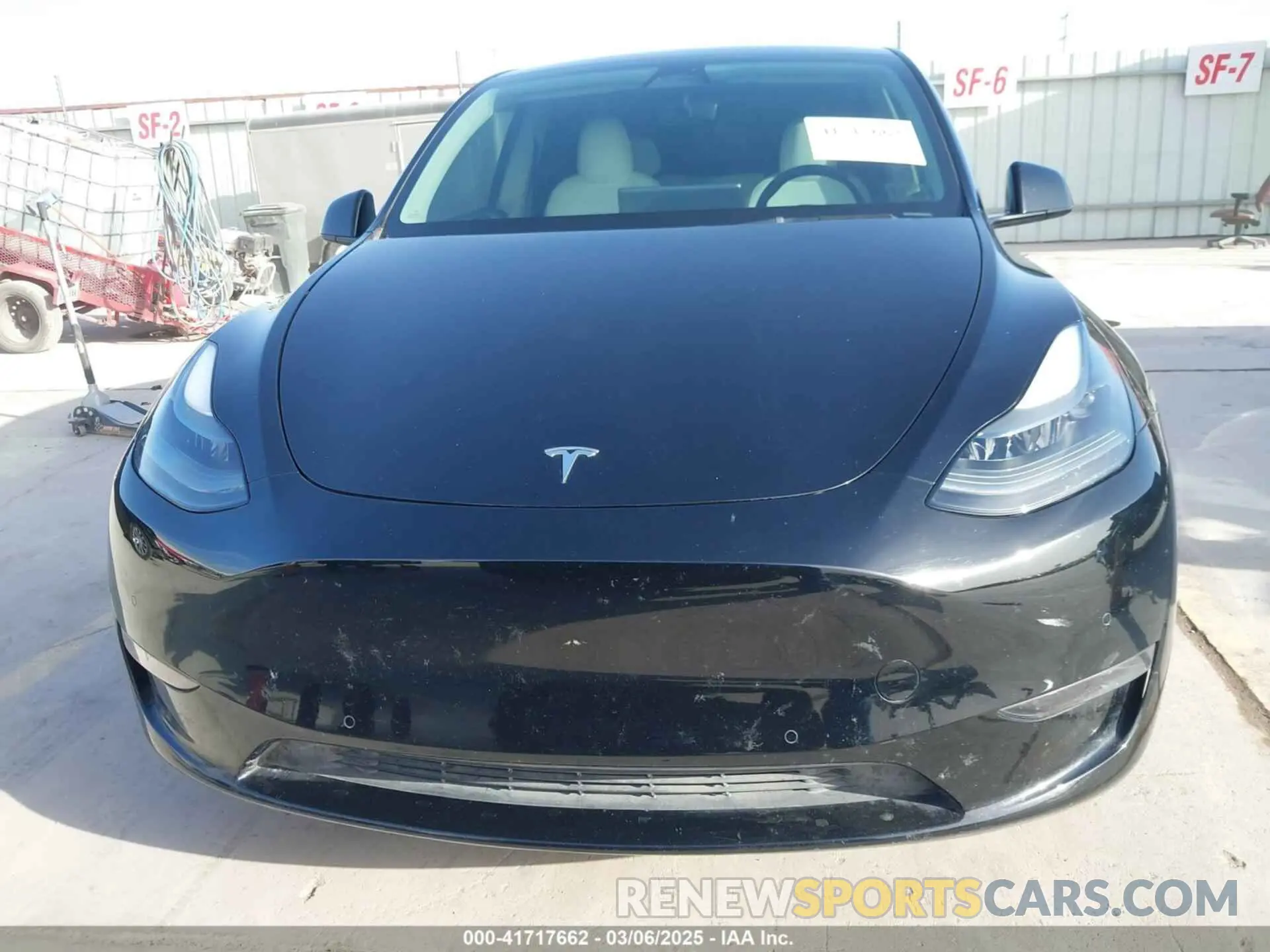 13 Photograph of a damaged car 7SAYGDEF6NF532027 TESLA MODEL Y 2022