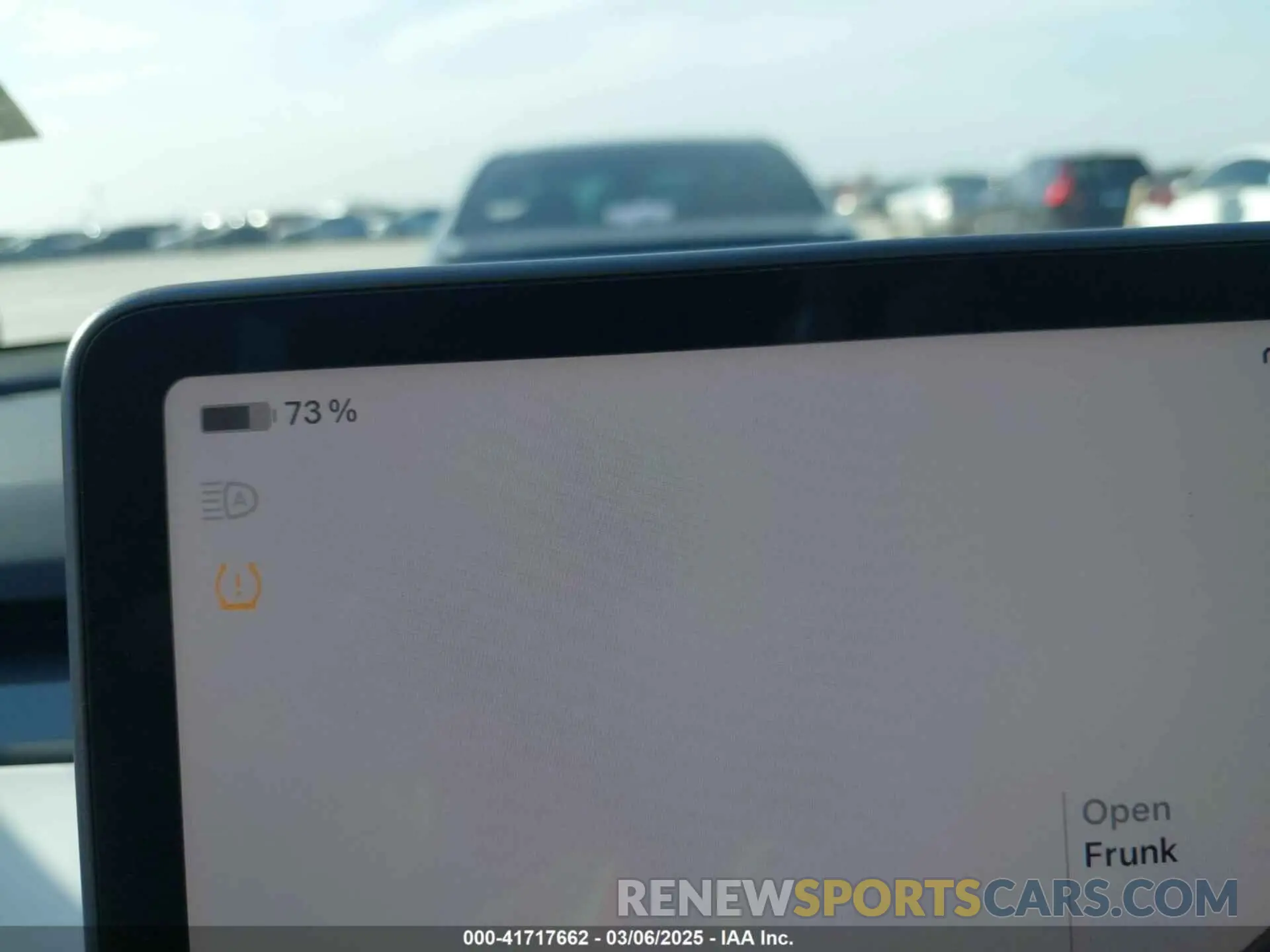 18 Photograph of a damaged car 7SAYGDEF6NF532027 TESLA MODEL Y 2022