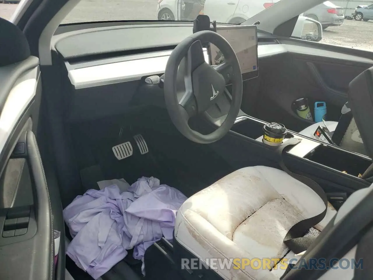 8 Photograph of a damaged car 7SAYGDEF6NF544193 TESLA MODEL Y 2022