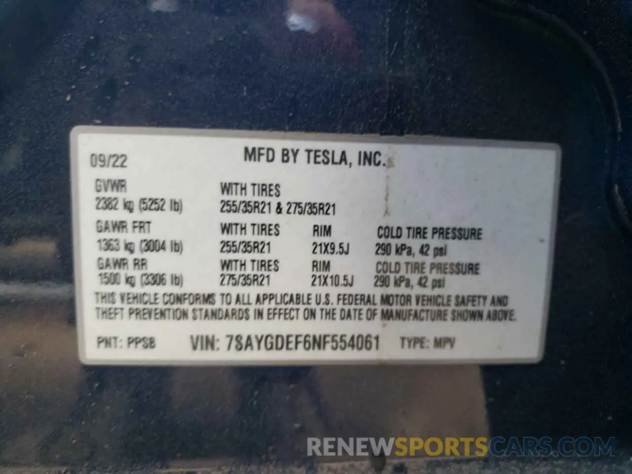 12 Photograph of a damaged car 7SAYGDEF6NF554061 TESLA MODEL Y 2022
