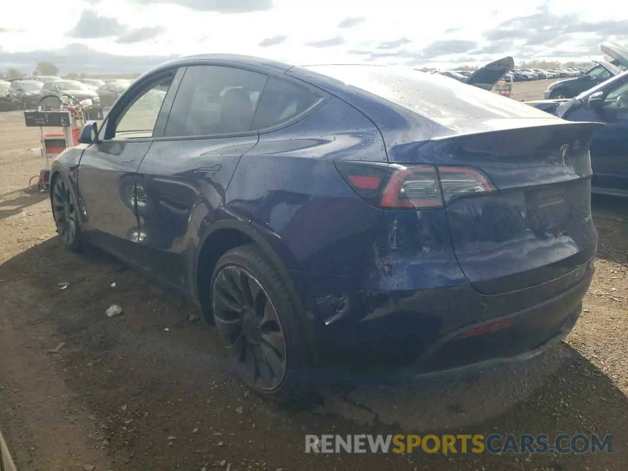 2 Photograph of a damaged car 7SAYGDEF6NF554061 TESLA MODEL Y 2022