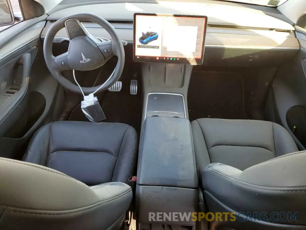 8 Photograph of a damaged car 7SAYGDEF6NF554061 TESLA MODEL Y 2022