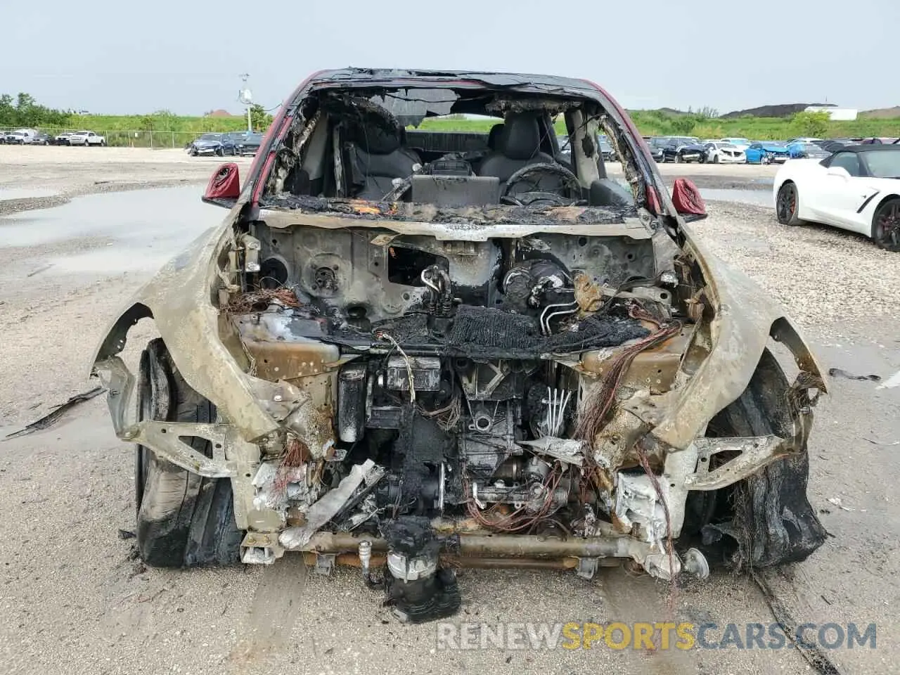 5 Photograph of a damaged car 7SAYGDEF7NF309074 TESLA MODEL Y 2022