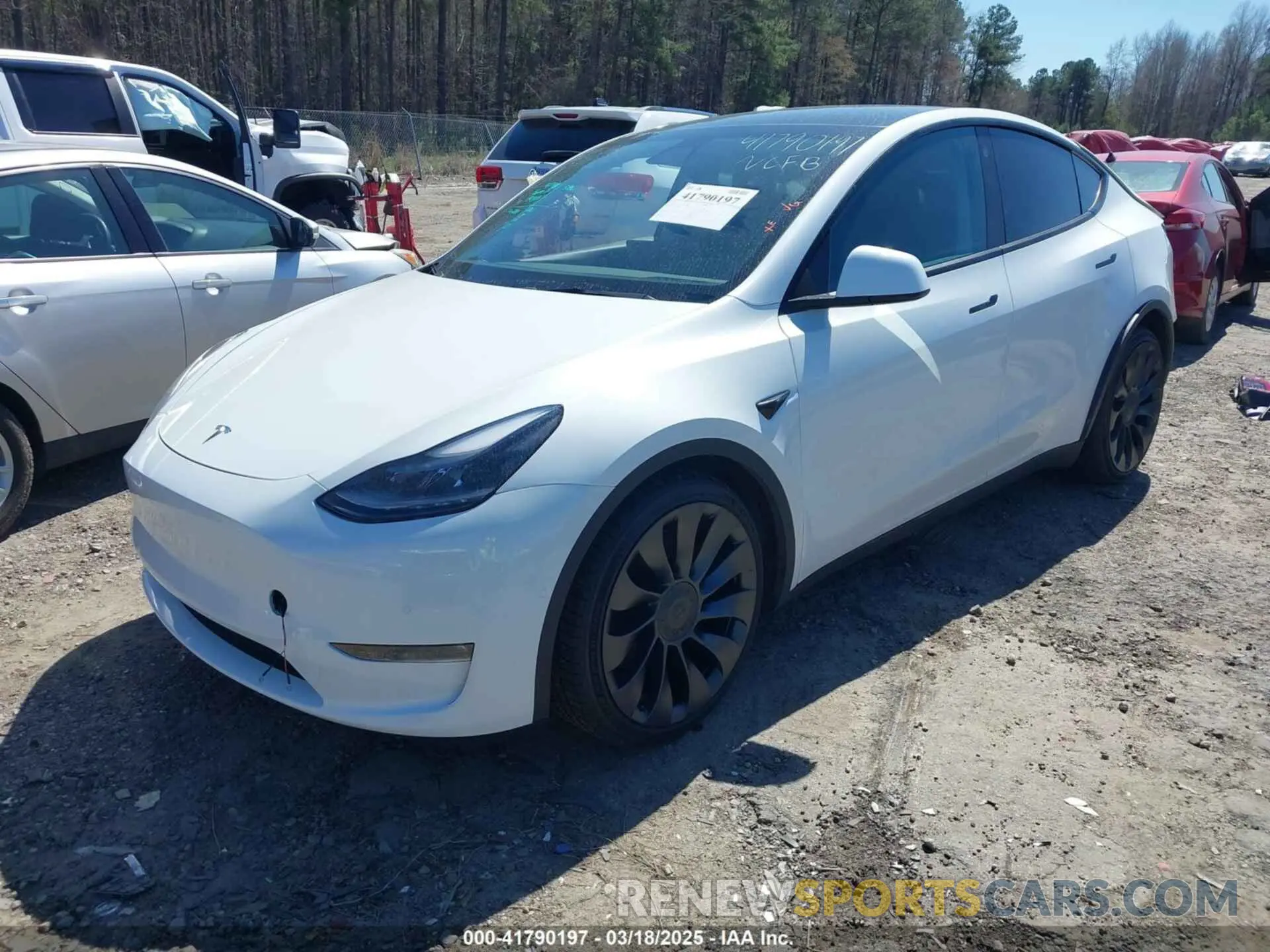 2 Photograph of a damaged car 7SAYGDEF7NF327400 TESLA MODEL Y 2022