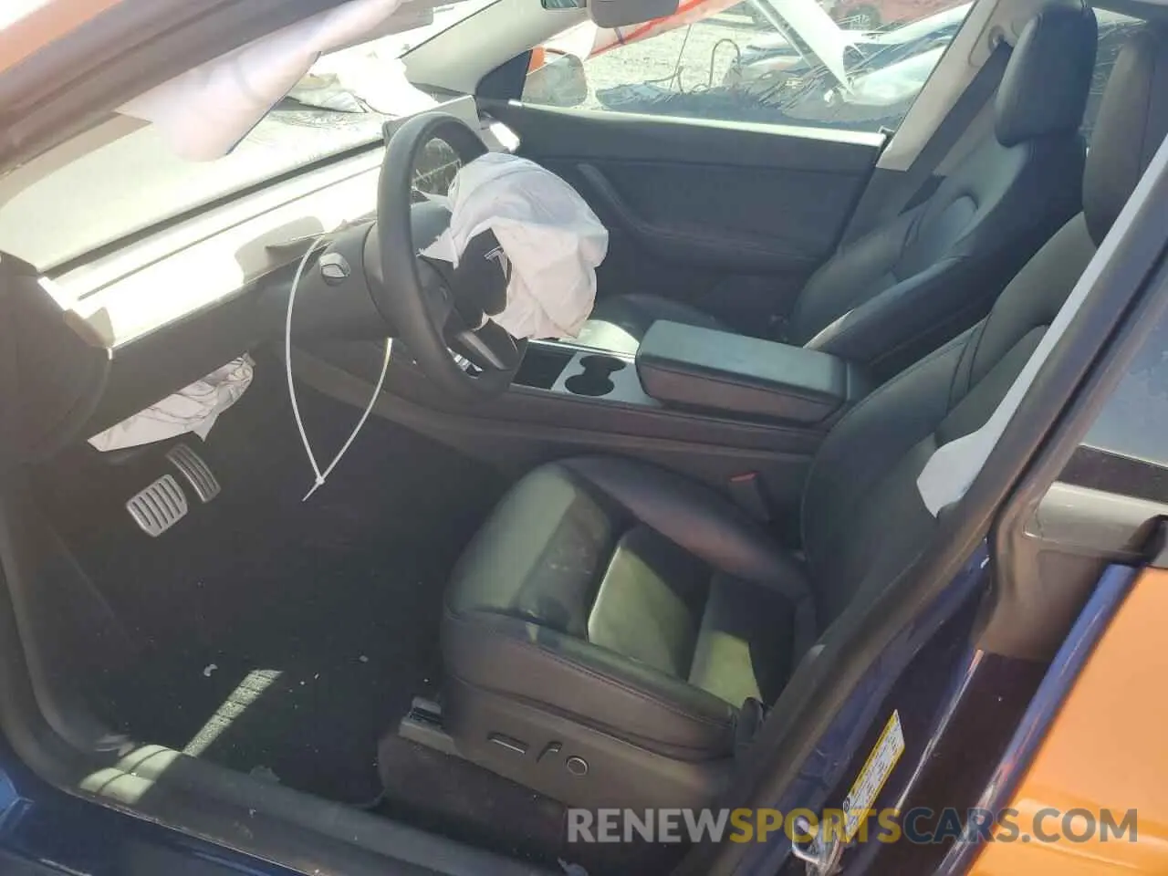 7 Photograph of a damaged car 7SAYGDEF7NF336355 TESLA MODEL Y 2022