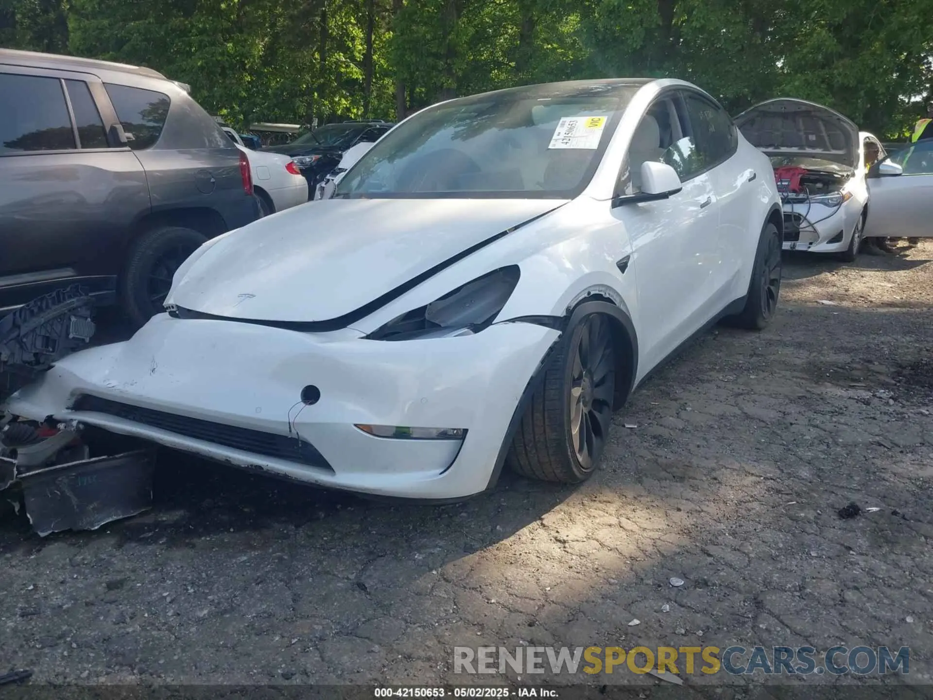 2 Photograph of a damaged car 7SAYGDEF7NF380775 TESLA MODEL Y 2022