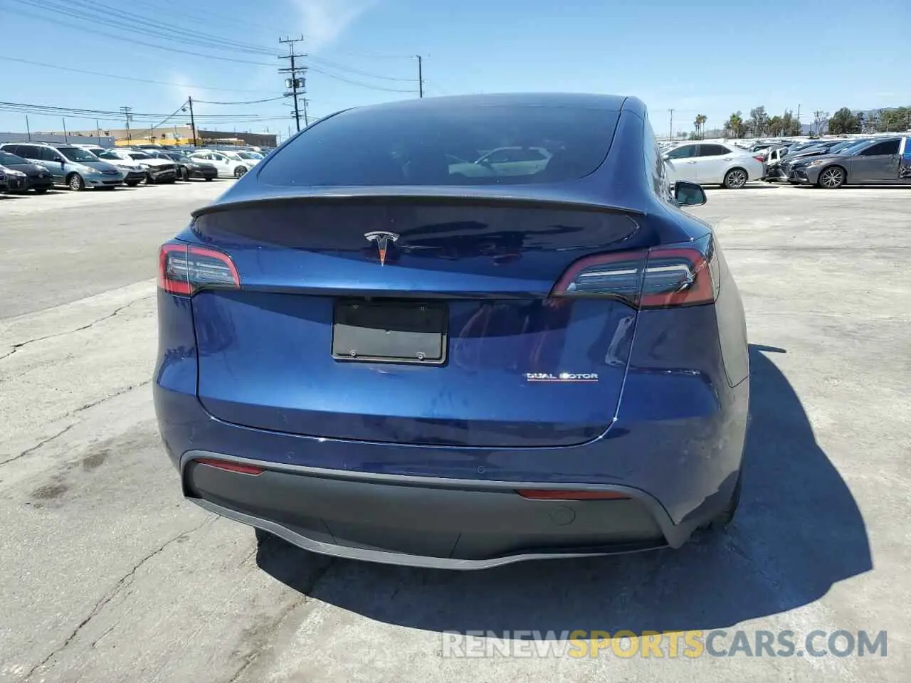 6 Photograph of a damaged car 7SAYGDEF7NF389850 TESLA MODEL Y 2022