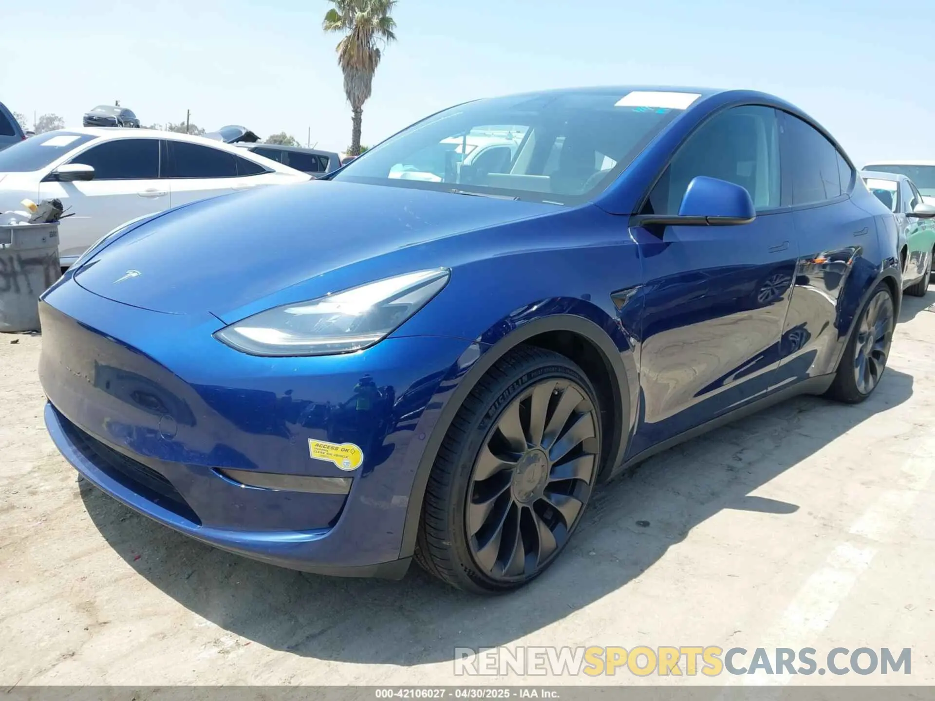 2 Photograph of a damaged car 7SAYGDEF7NF393235 TESLA MODEL Y 2022