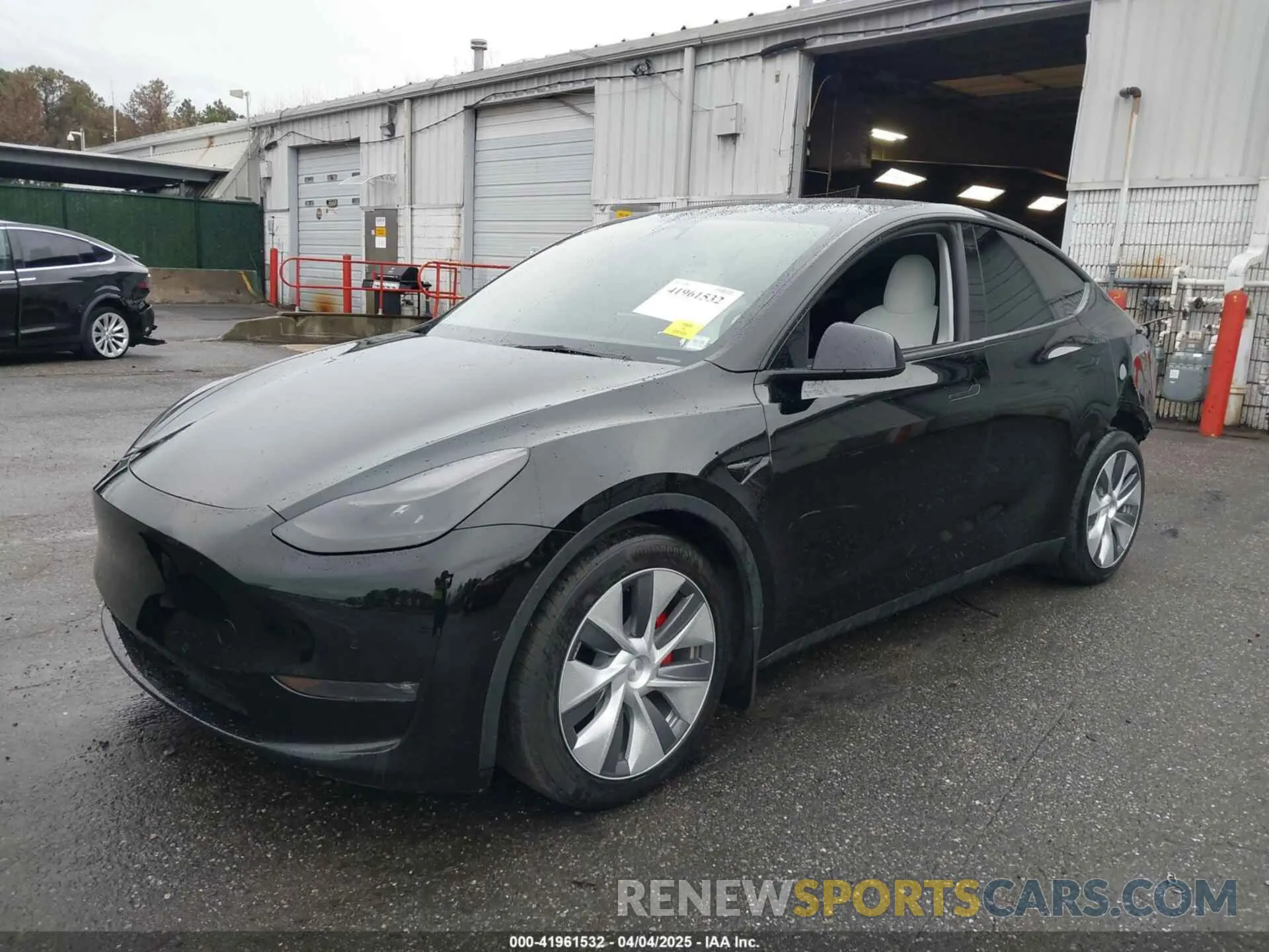 2 Photograph of a damaged car 7SAYGDEF7NF403701 TESLA MODEL Y 2022