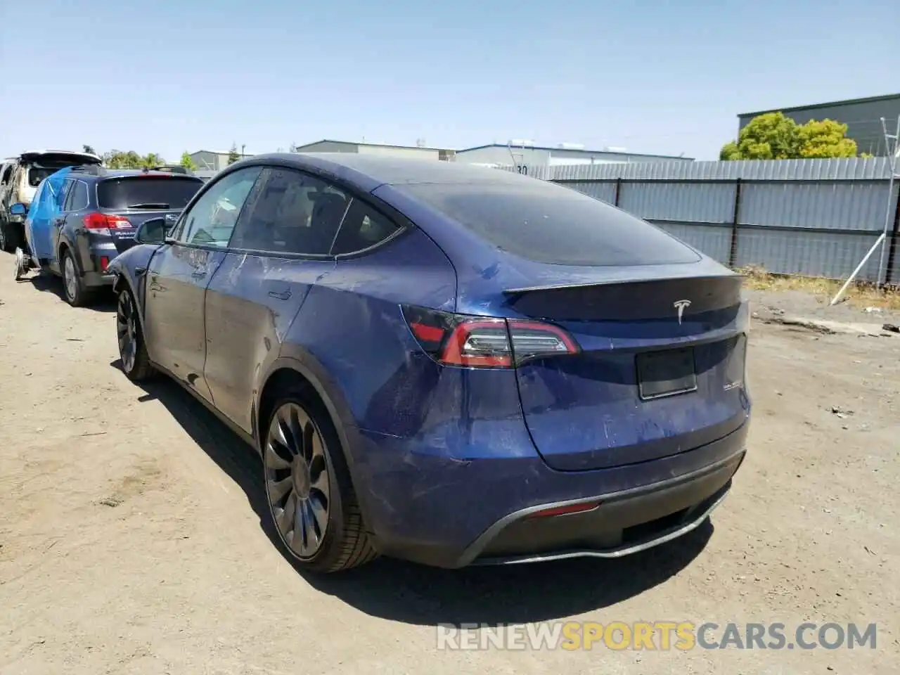 3 Photograph of a damaged car 7SAYGDEF7NF403777 TESLA MODEL Y 2022