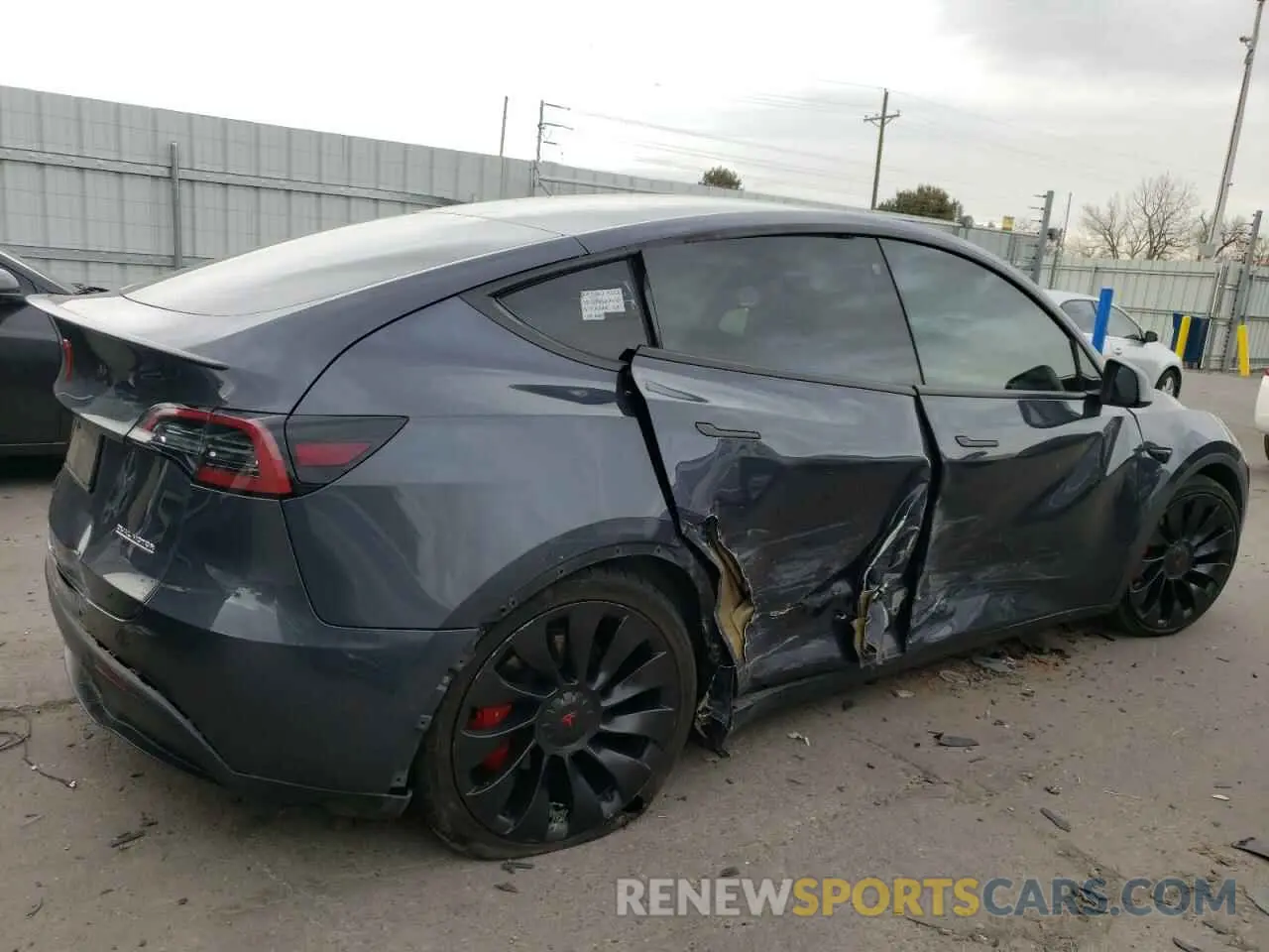 3 Photograph of a damaged car 7SAYGDEF7NF414214 TESLA MODEL Y 2022