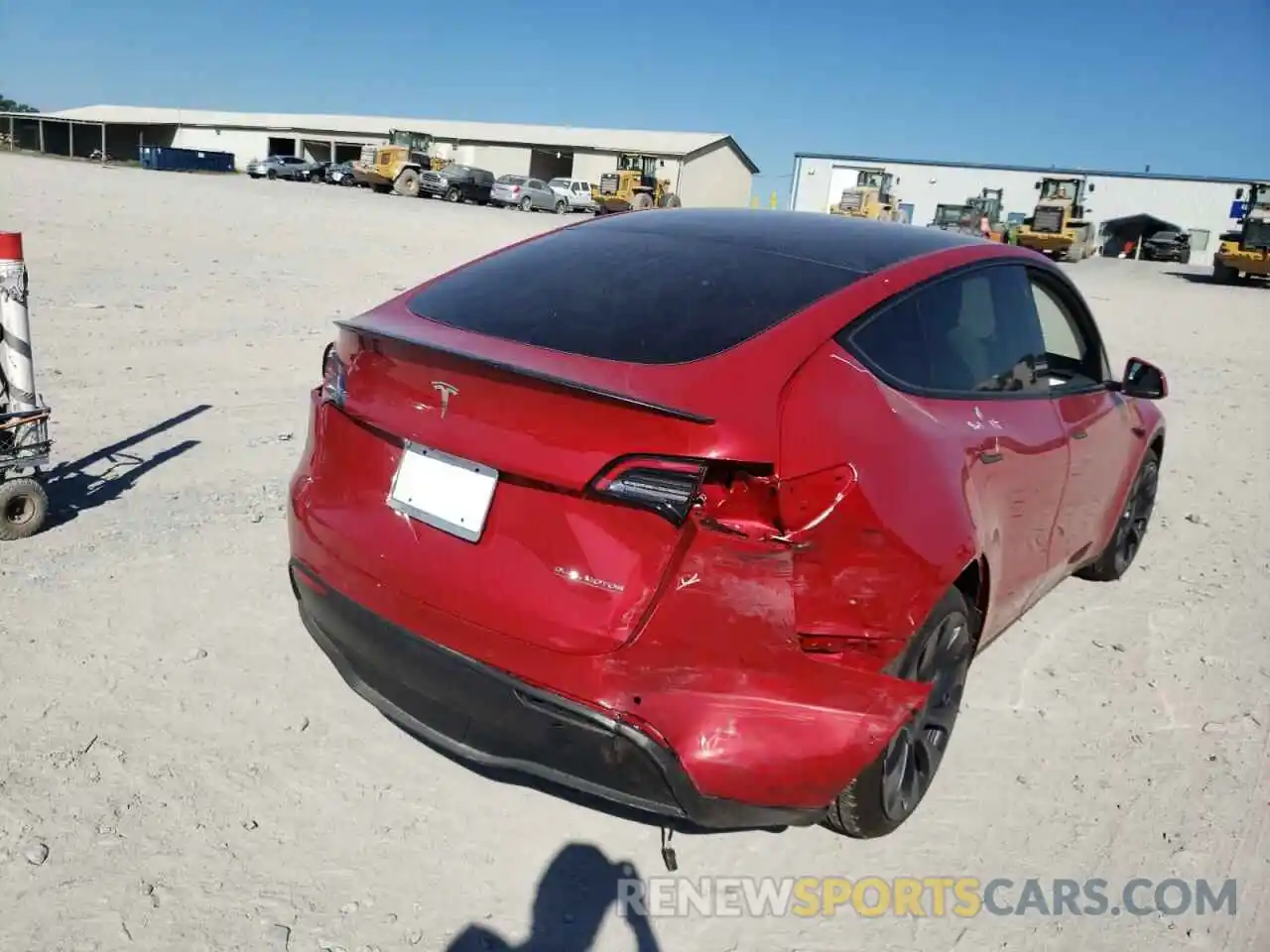 4 Photograph of a damaged car 7SAYGDEF7NF441879 TESLA MODEL Y 2022