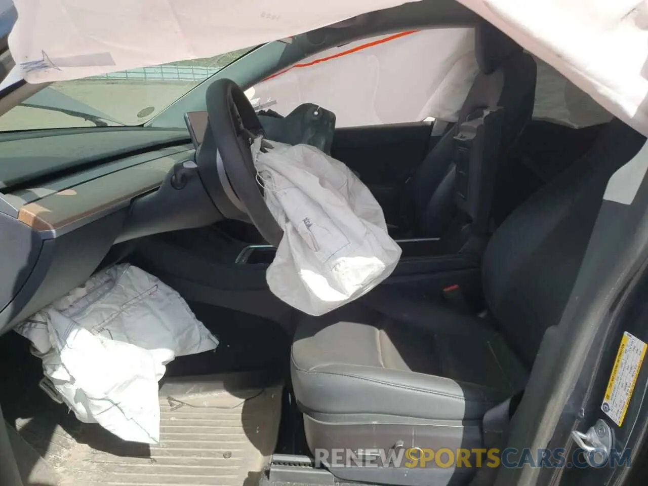 7 Photograph of a damaged car 7SAYGDEF7NF456866 TESLA MODEL Y 2022
