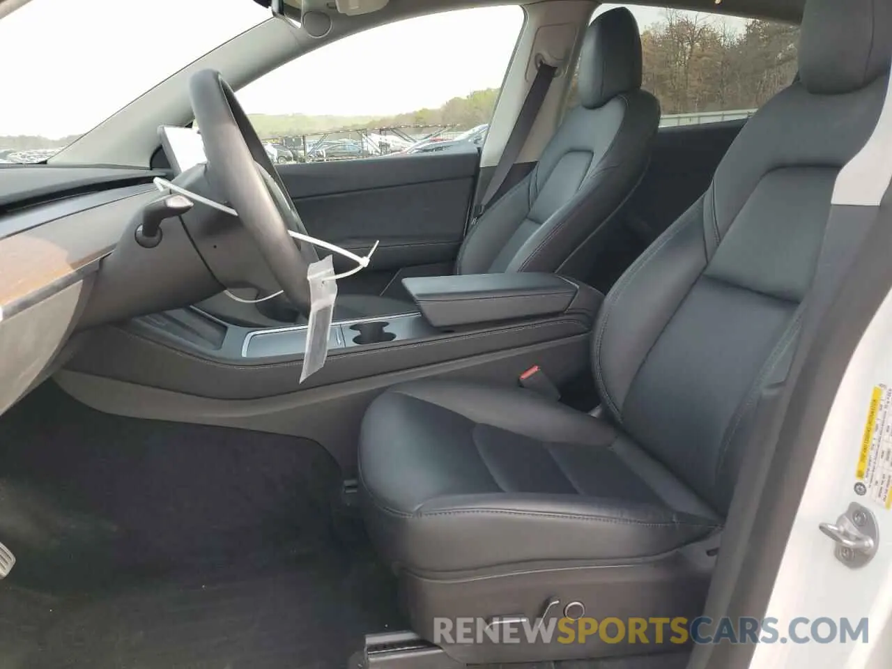7 Photograph of a damaged car 7SAYGDEF7NF465731 TESLA MODEL Y 2022