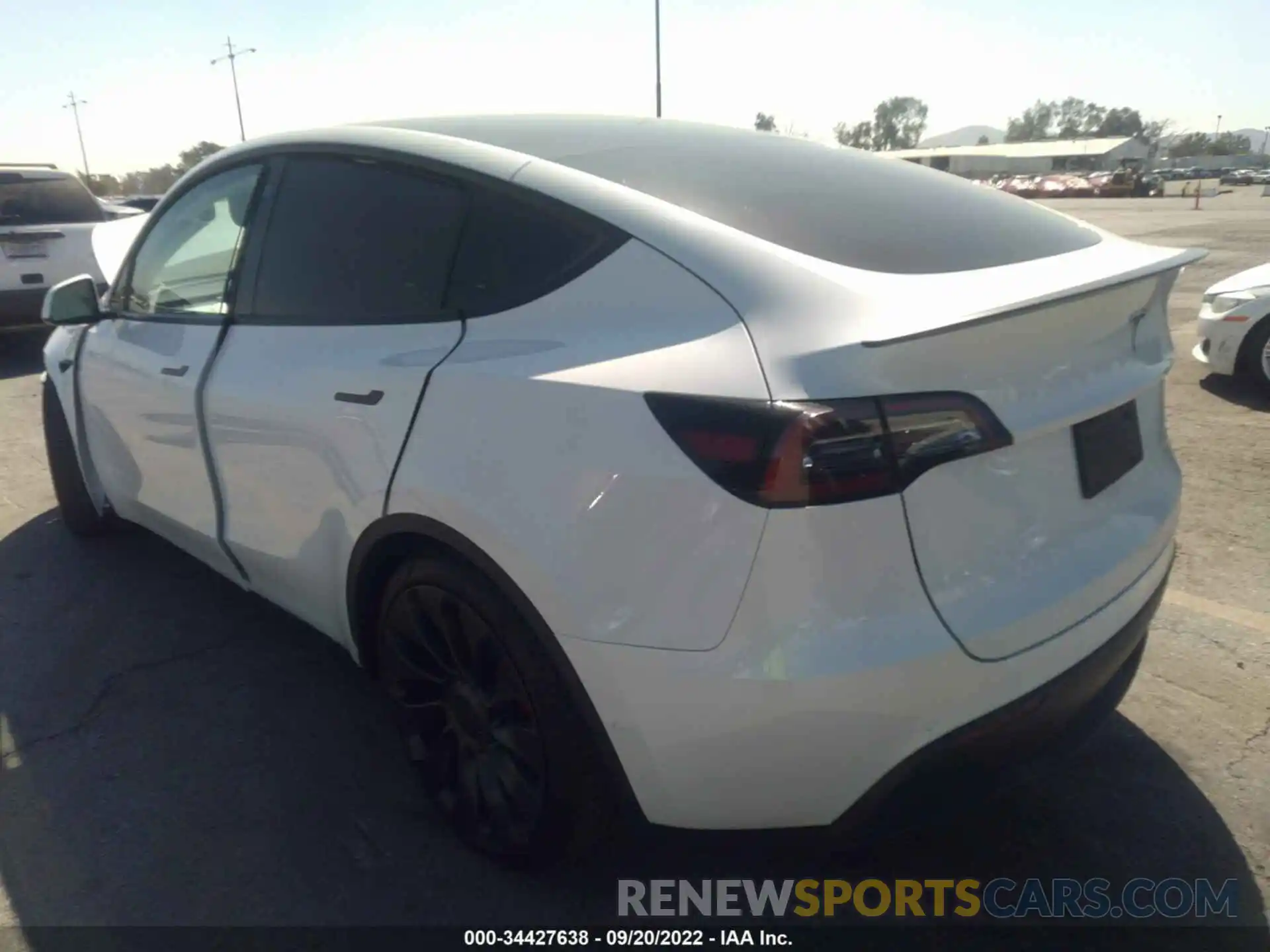 3 Photograph of a damaged car 7SAYGDEF7NF539763 TESLA MODEL Y 2022