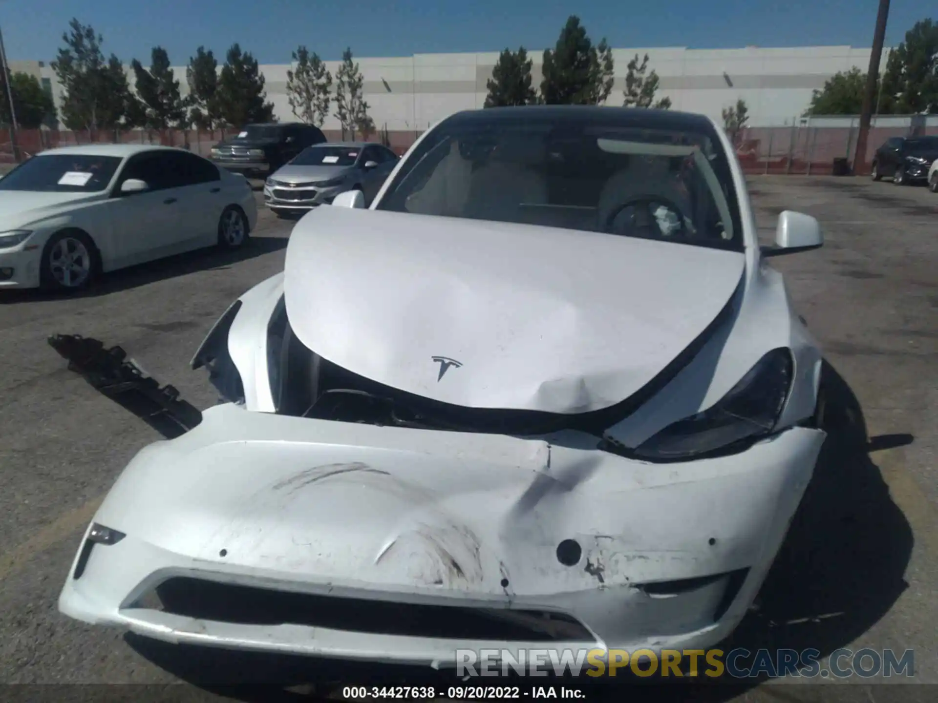 6 Photograph of a damaged car 7SAYGDEF7NF539763 TESLA MODEL Y 2022