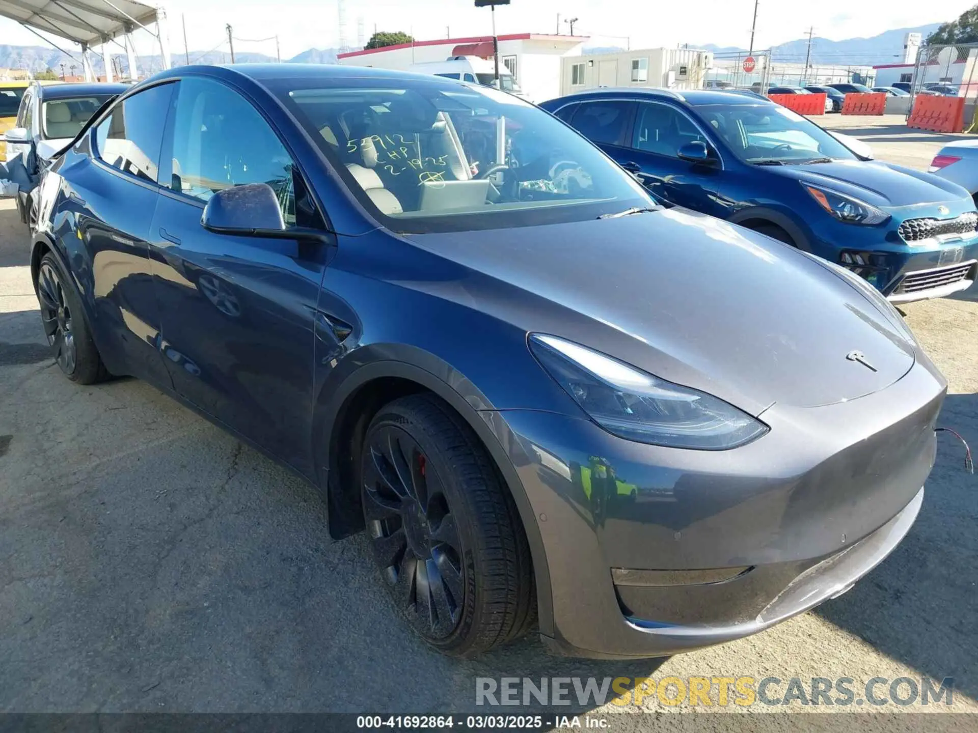 1 Photograph of a damaged car 7SAYGDEF7NF562895 TESLA MODEL Y 2022