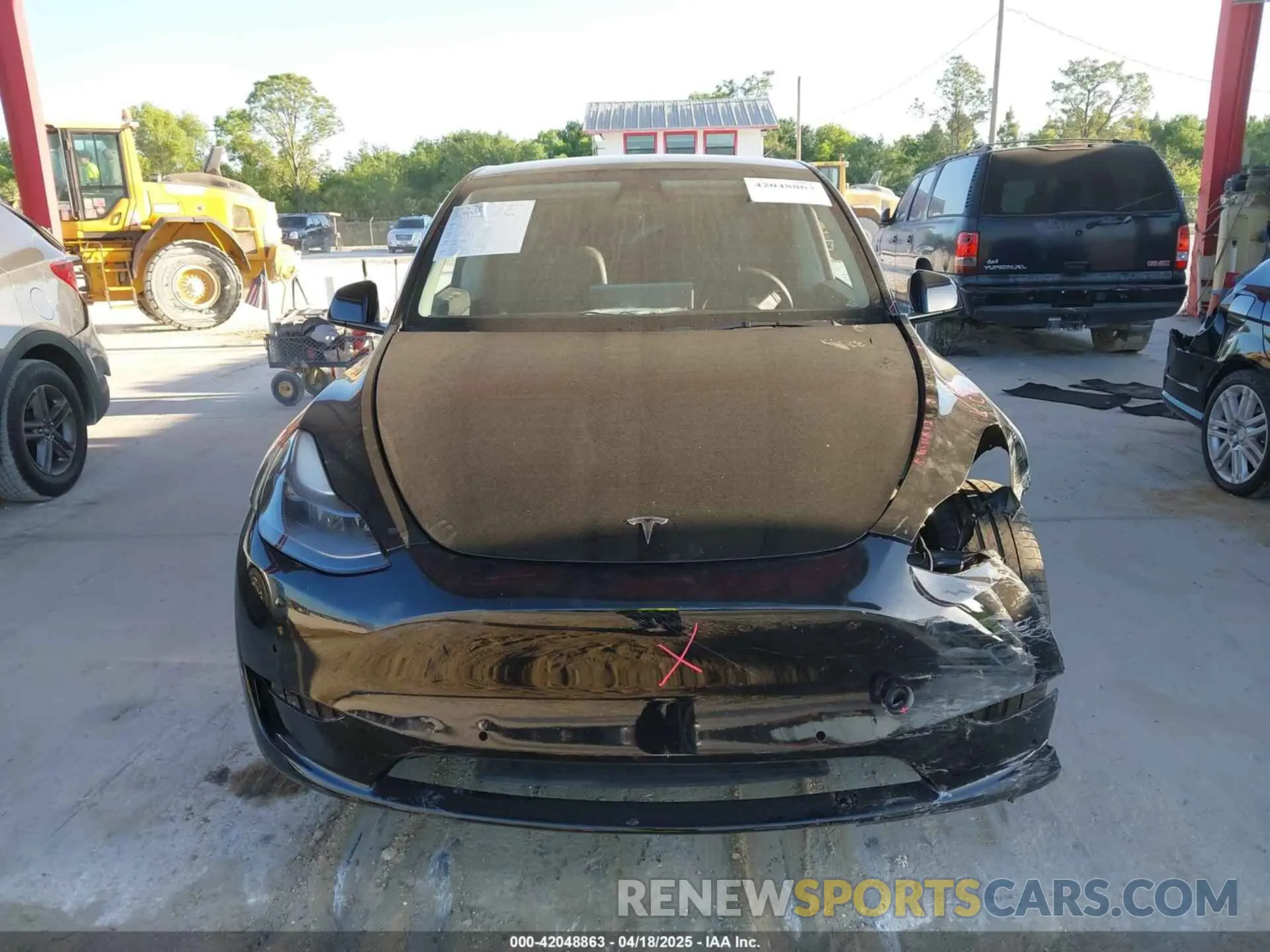 12 Photograph of a damaged car 7SAYGDEF8NF324005 TESLA MODEL Y 2022