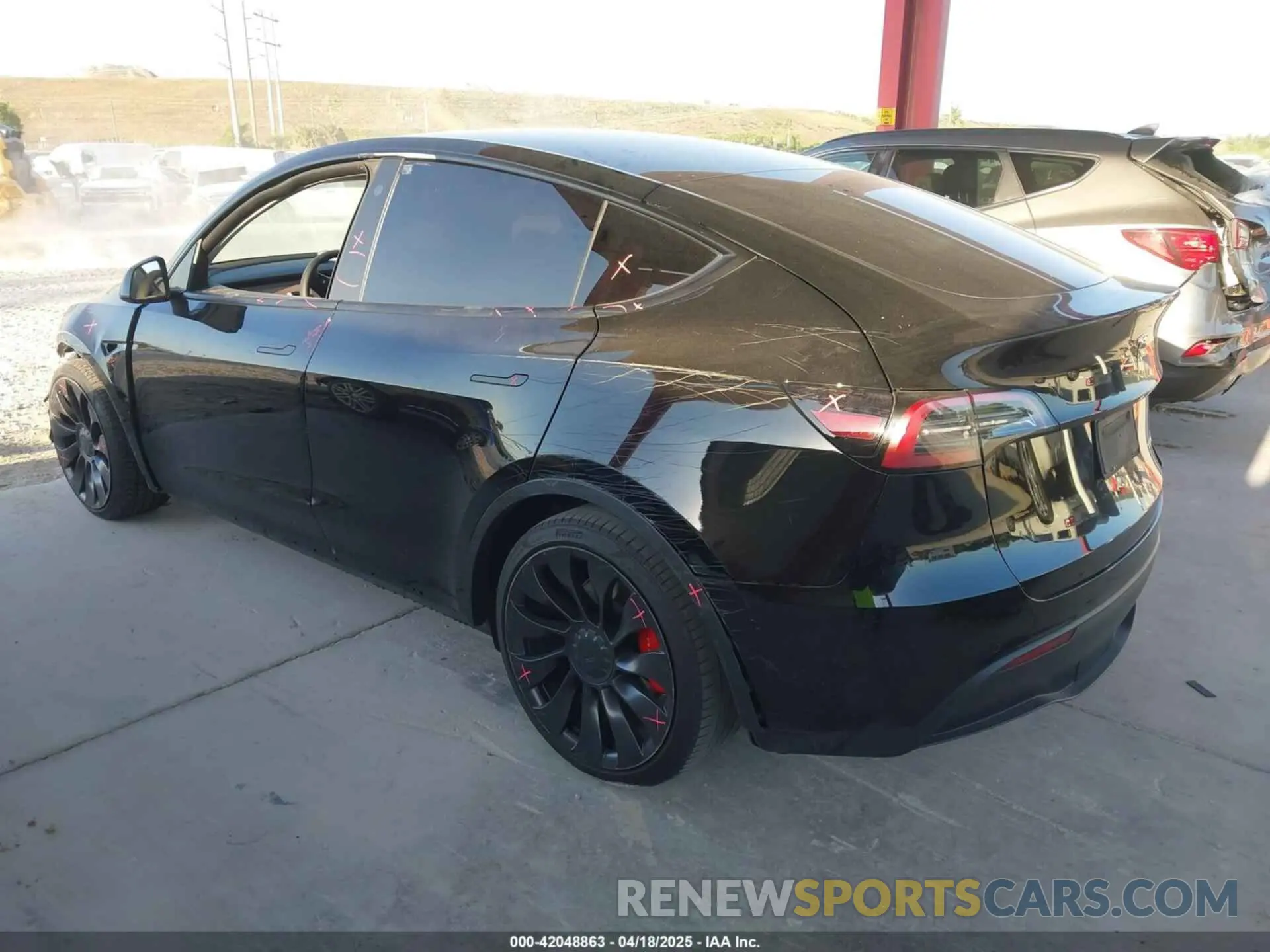 3 Photograph of a damaged car 7SAYGDEF8NF324005 TESLA MODEL Y 2022