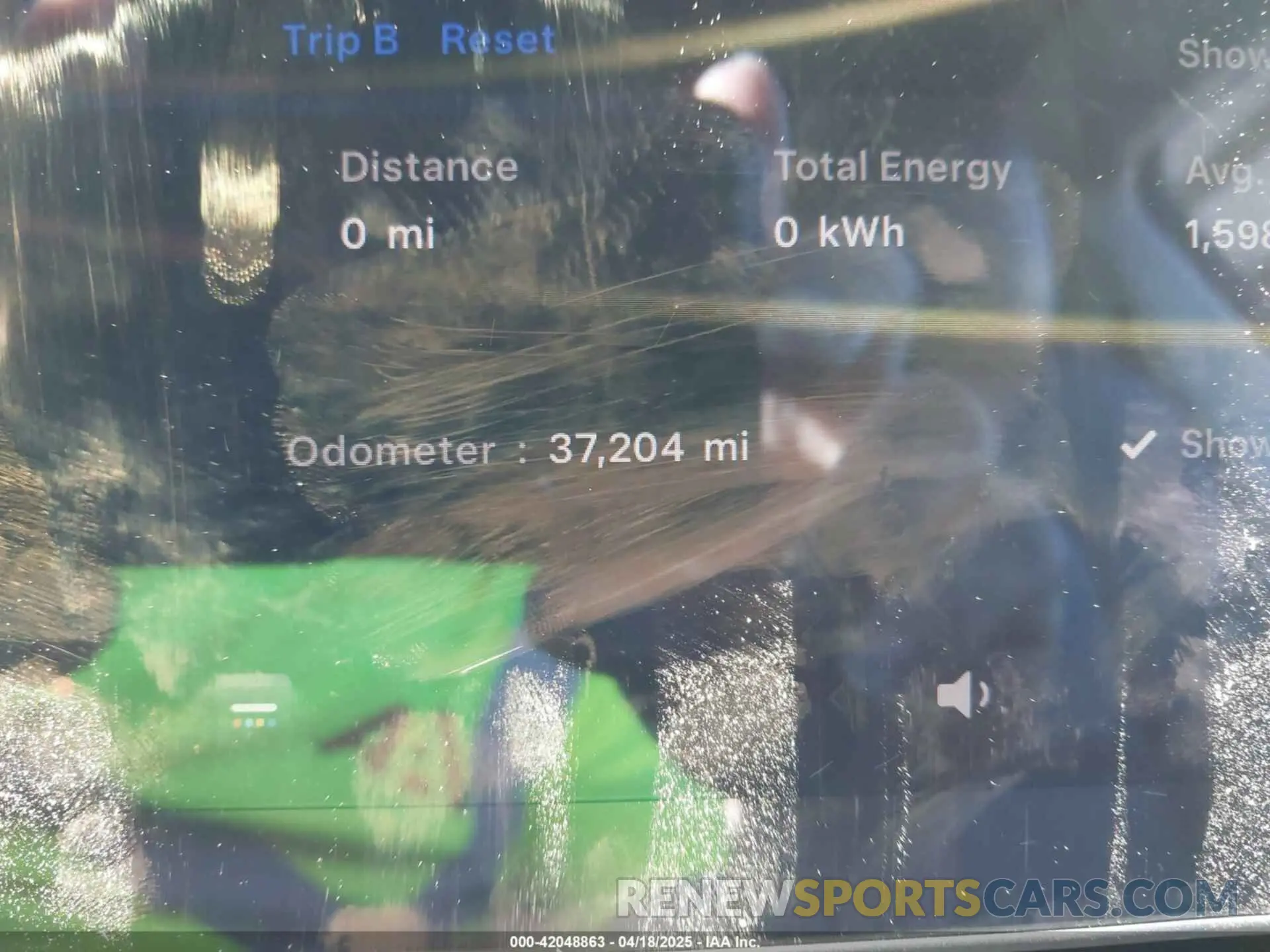 7 Photograph of a damaged car 7SAYGDEF8NF324005 TESLA MODEL Y 2022