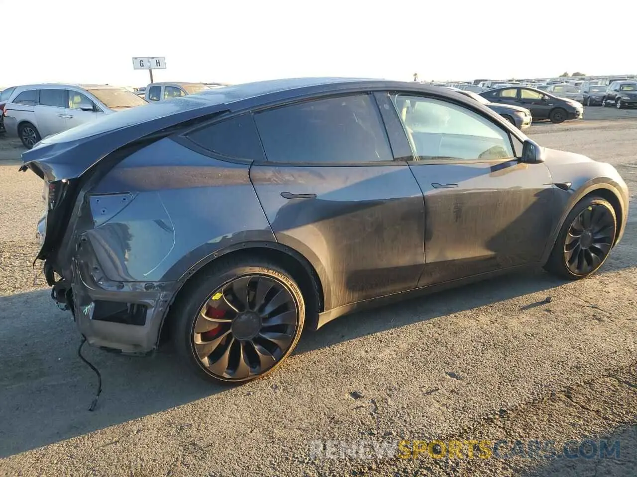 3 Photograph of a damaged car 7SAYGDEF8NF348739 TESLA MODEL Y 2022