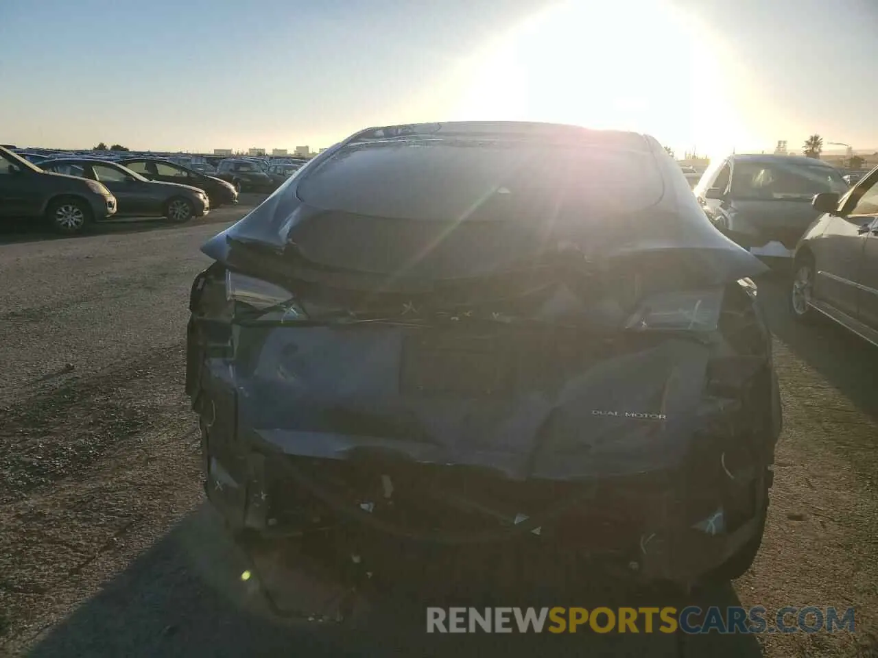 6 Photograph of a damaged car 7SAYGDEF8NF348739 TESLA MODEL Y 2022