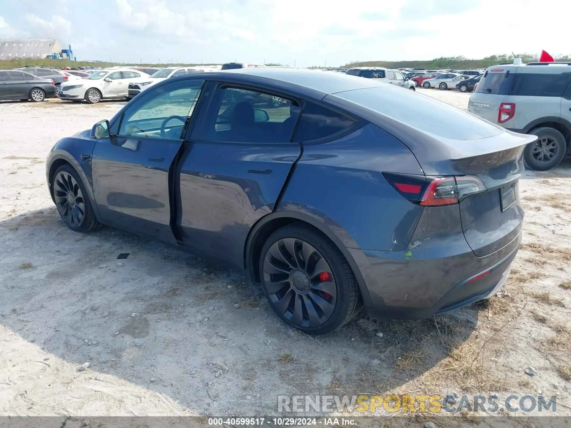 3 Photograph of a damaged car 7SAYGDEF8NF375505 TESLA MODEL Y 2022