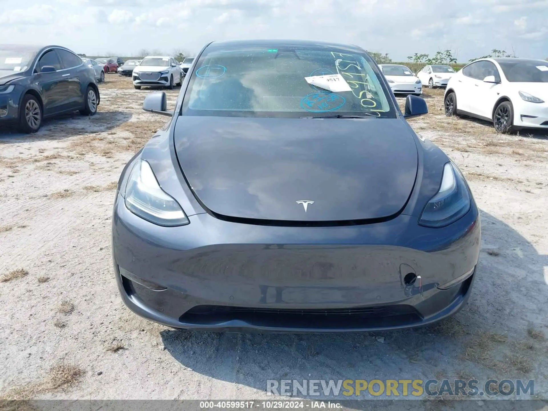 6 Photograph of a damaged car 7SAYGDEF8NF375505 TESLA MODEL Y 2022