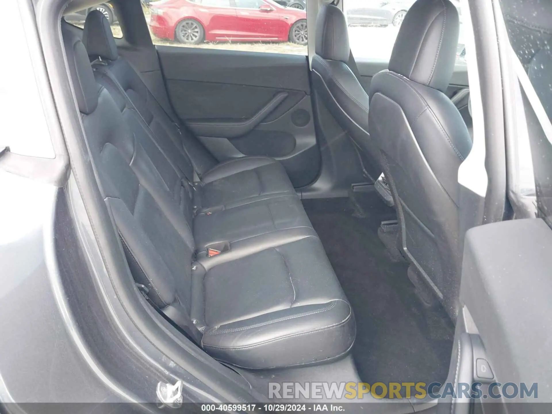 8 Photograph of a damaged car 7SAYGDEF8NF375505 TESLA MODEL Y 2022
