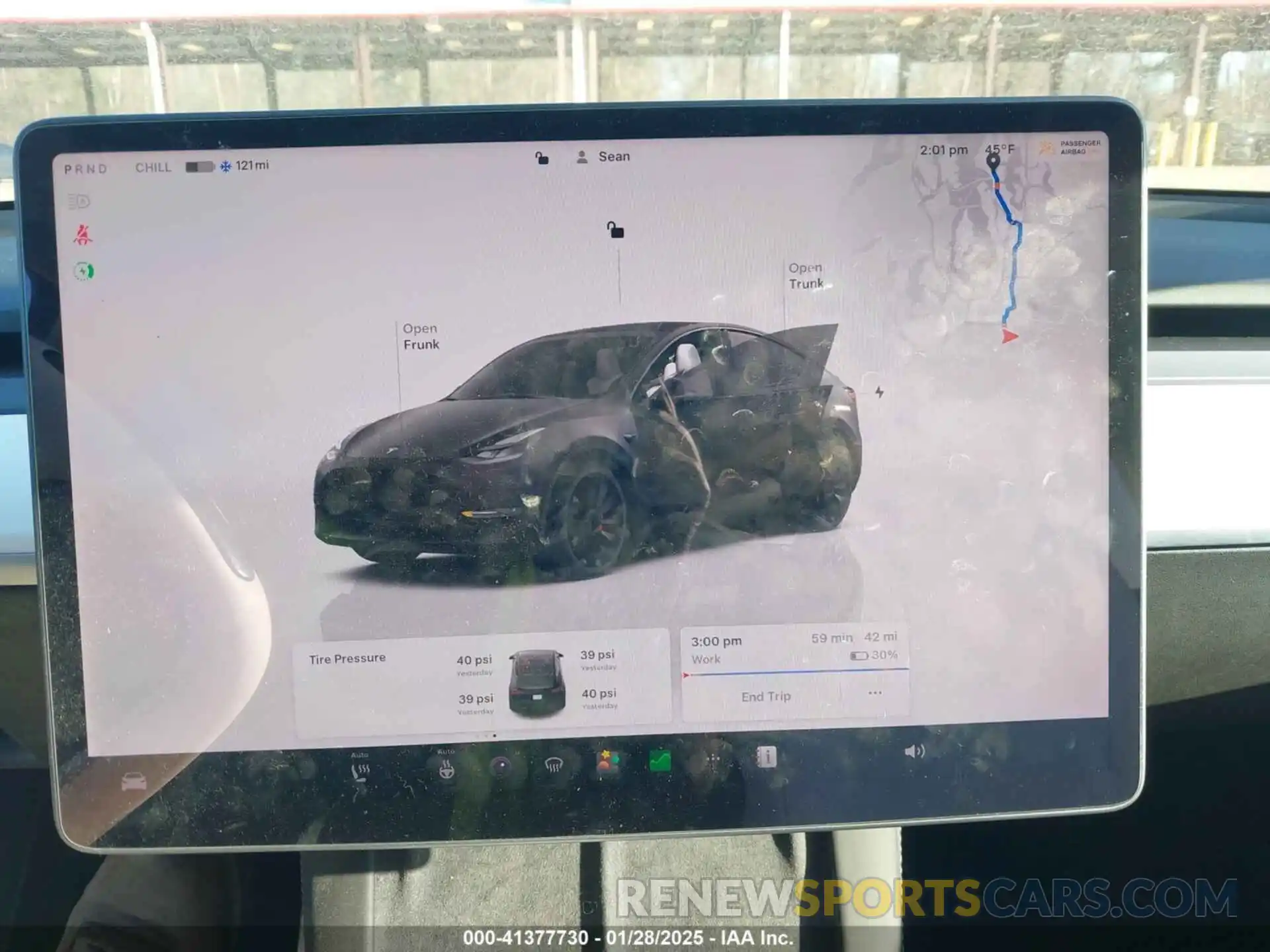 18 Photograph of a damaged car 7SAYGDEF8NF405344 TESLA MODEL Y 2022