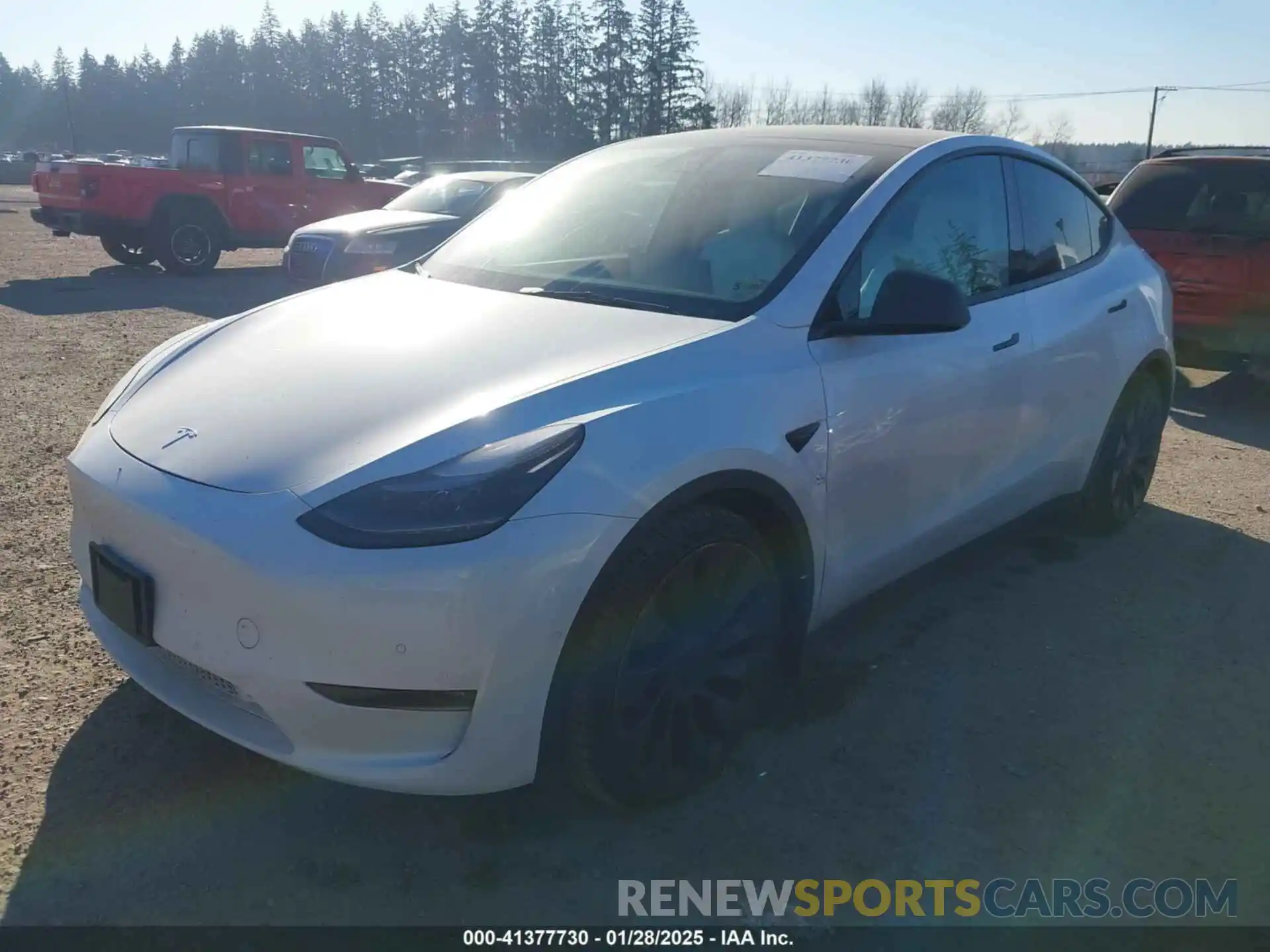 2 Photograph of a damaged car 7SAYGDEF8NF405344 TESLA MODEL Y 2022