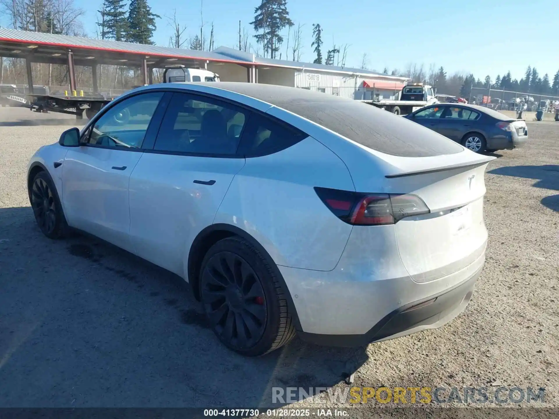 3 Photograph of a damaged car 7SAYGDEF8NF405344 TESLA MODEL Y 2022