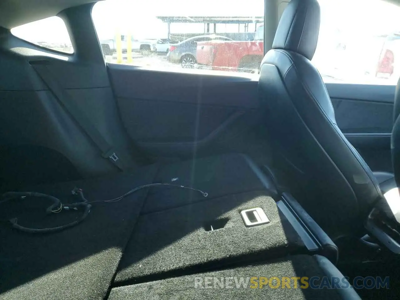 10 Photograph of a damaged car 7SAYGDEF8NF406607 TESLA MODEL Y 2022
