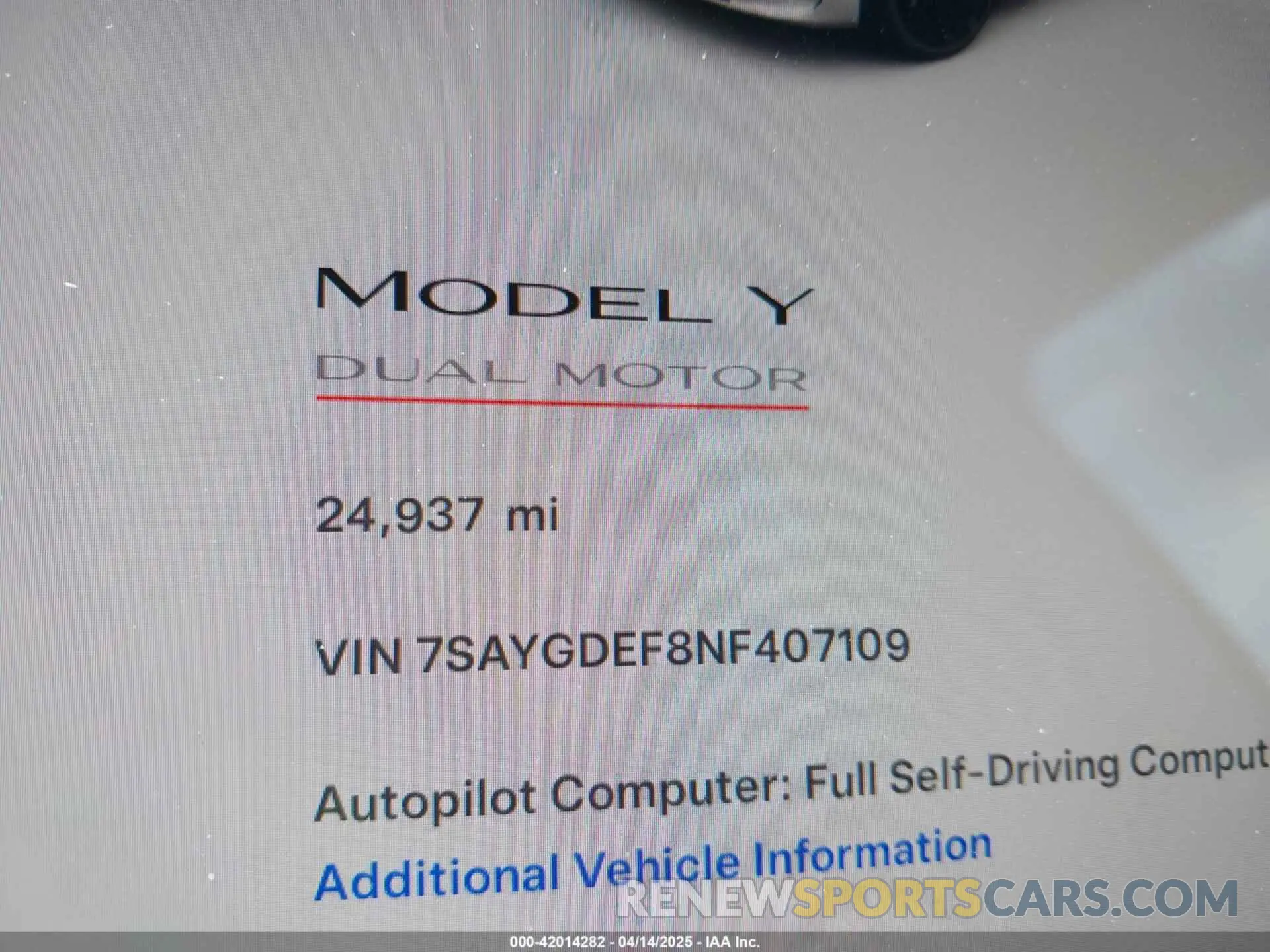 15 Photograph of a damaged car 7SAYGDEF8NF407109 TESLA MODEL Y 2022