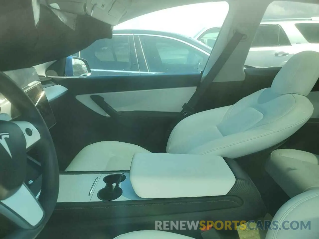 7 Photograph of a damaged car 7SAYGDEF8NF441826 TESLA MODEL Y 2022