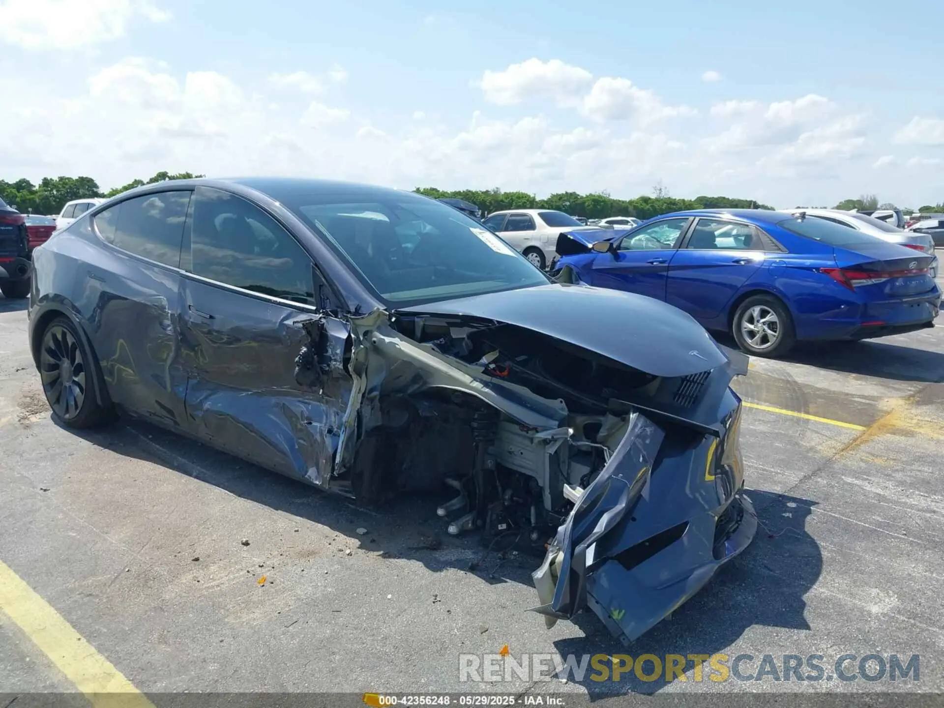 1 Photograph of a damaged car 7SAYGDEF8NF450574 TESLA MODEL Y 2022