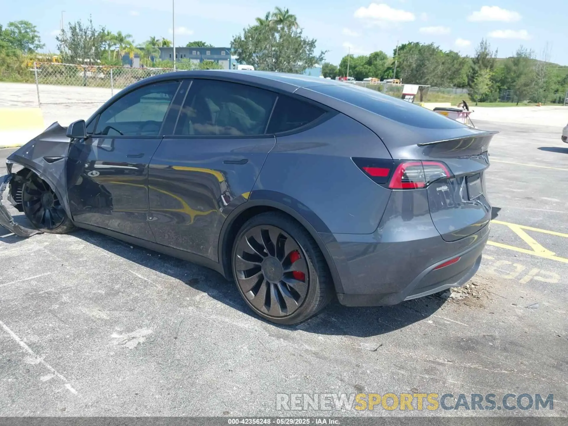 3 Photograph of a damaged car 7SAYGDEF8NF450574 TESLA MODEL Y 2022