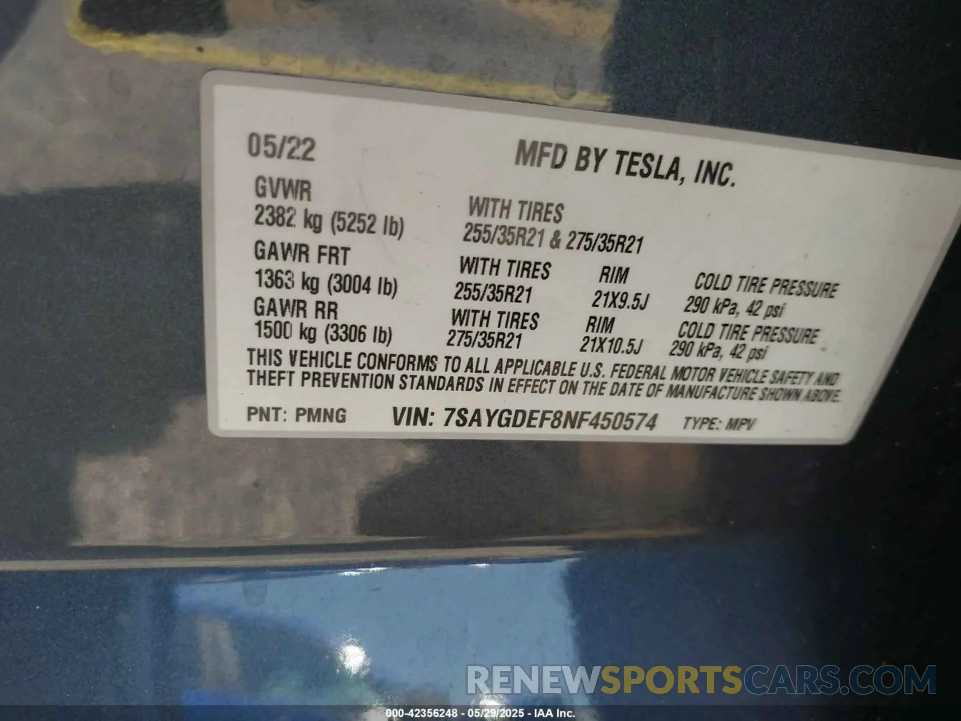 9 Photograph of a damaged car 7SAYGDEF8NF450574 TESLA MODEL Y 2022