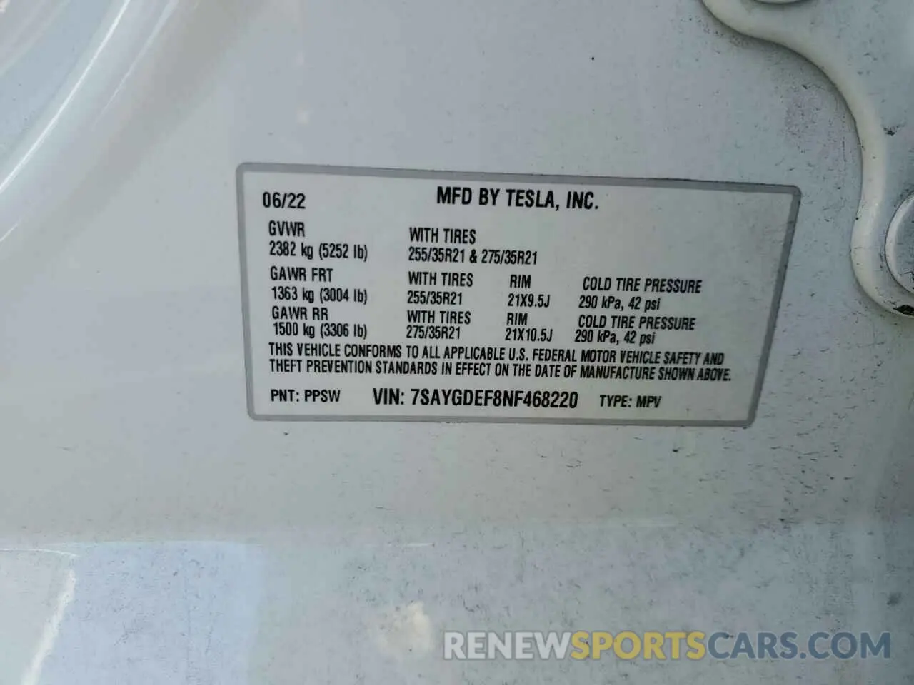 12 Photograph of a damaged car 7SAYGDEF8NF468220 TESLA MODEL Y 2022