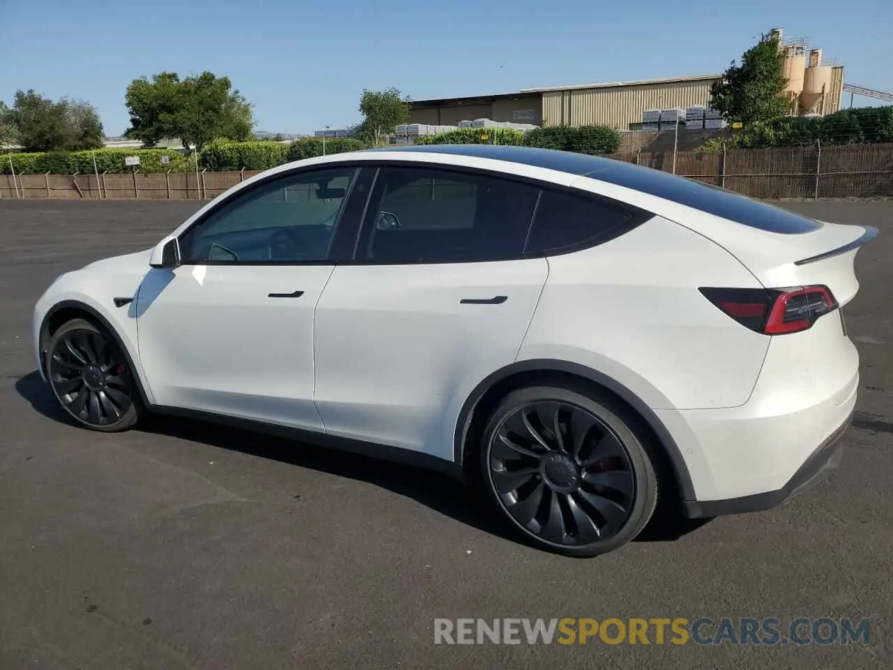 2 Photograph of a damaged car 7SAYGDEF8NF468220 TESLA MODEL Y 2022