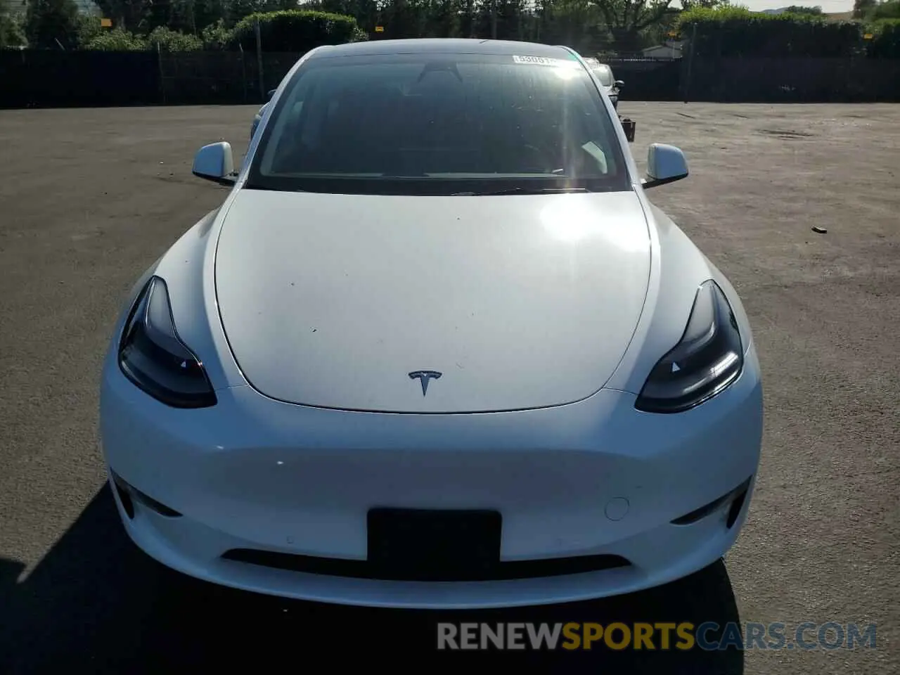 5 Photograph of a damaged car 7SAYGDEF8NF468220 TESLA MODEL Y 2022