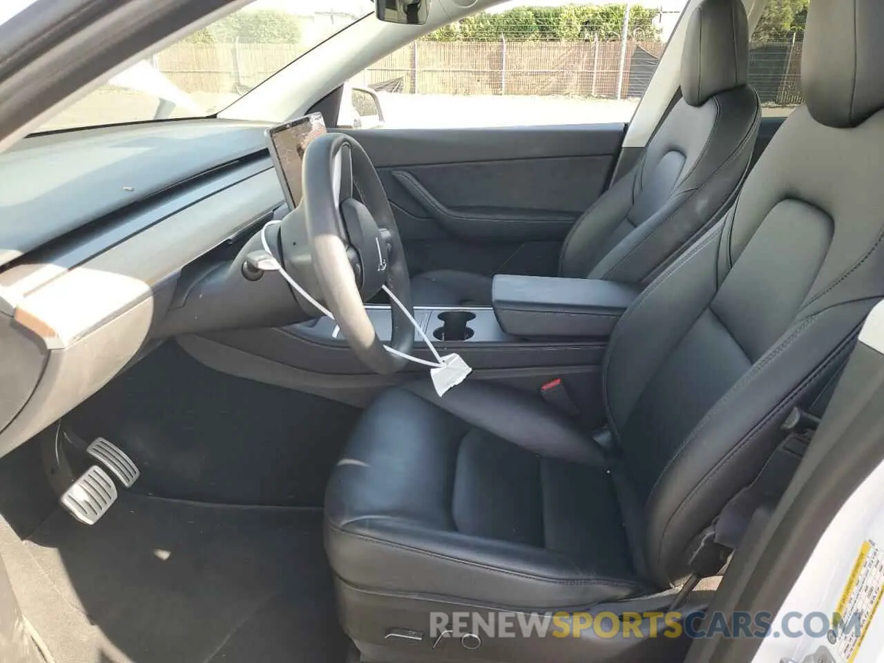 7 Photograph of a damaged car 7SAYGDEF8NF468220 TESLA MODEL Y 2022