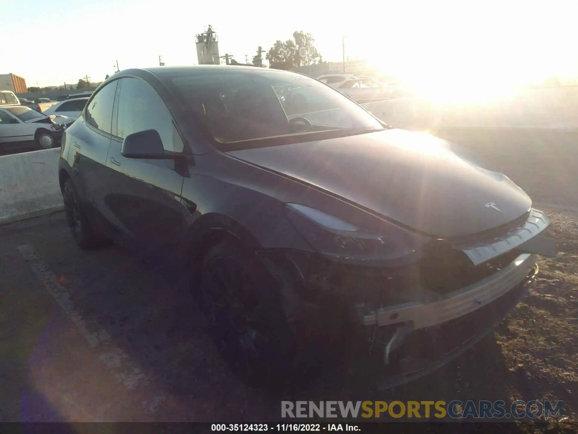 1 Photograph of a damaged car 7SAYGDEF8NF485681 TESLA MODEL Y 2022