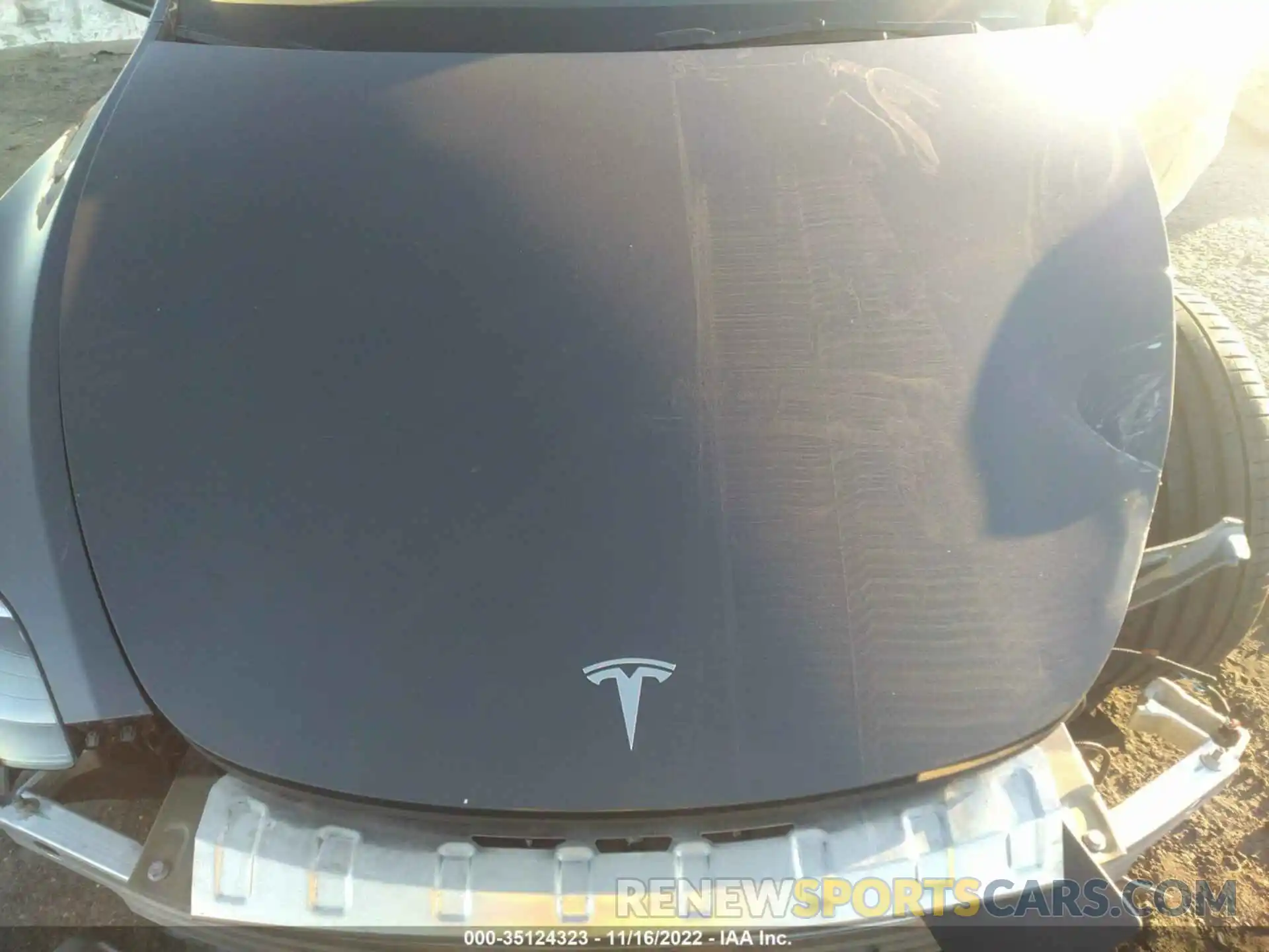 10 Photograph of a damaged car 7SAYGDEF8NF485681 TESLA MODEL Y 2022