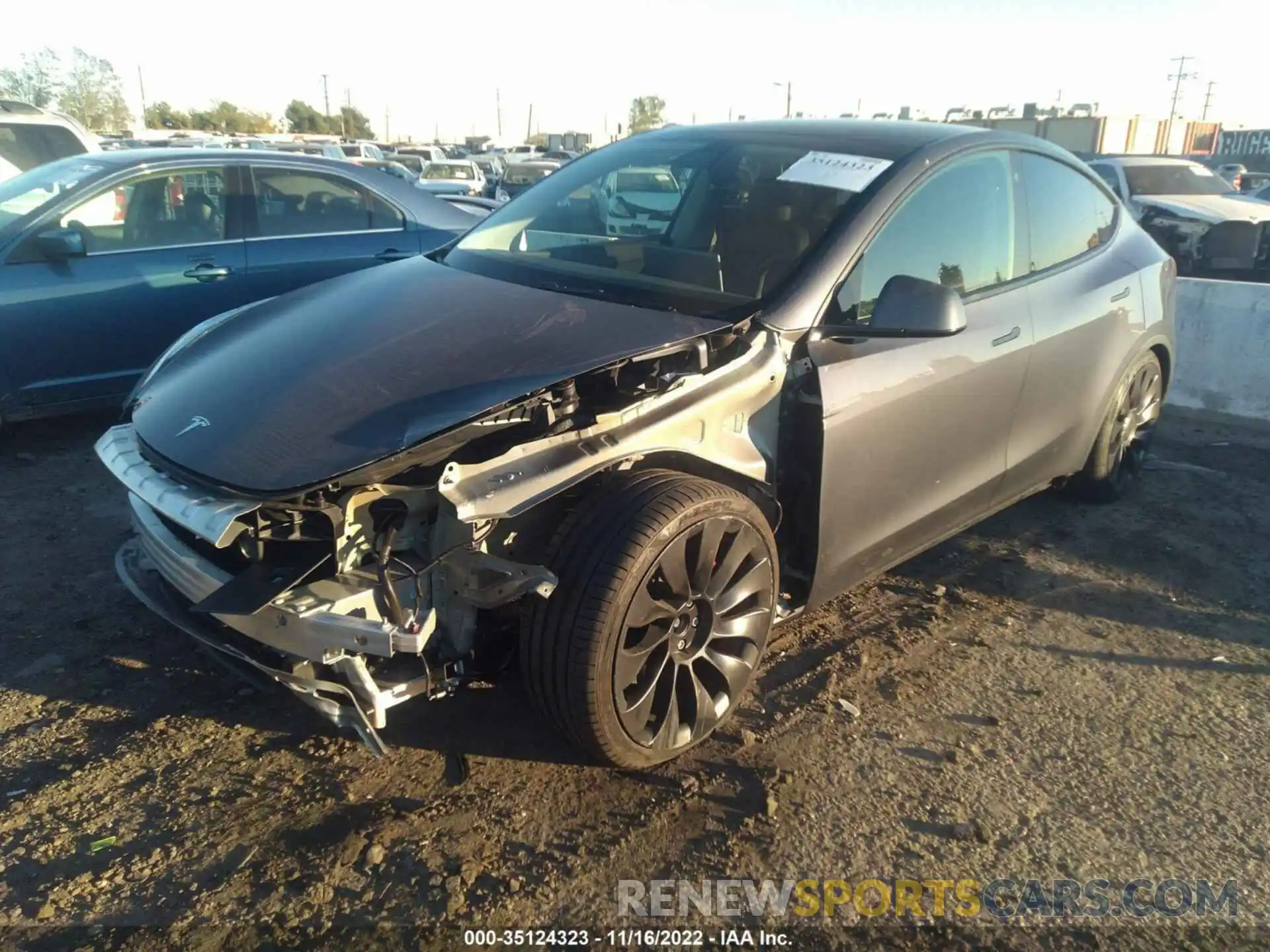 2 Photograph of a damaged car 7SAYGDEF8NF485681 TESLA MODEL Y 2022