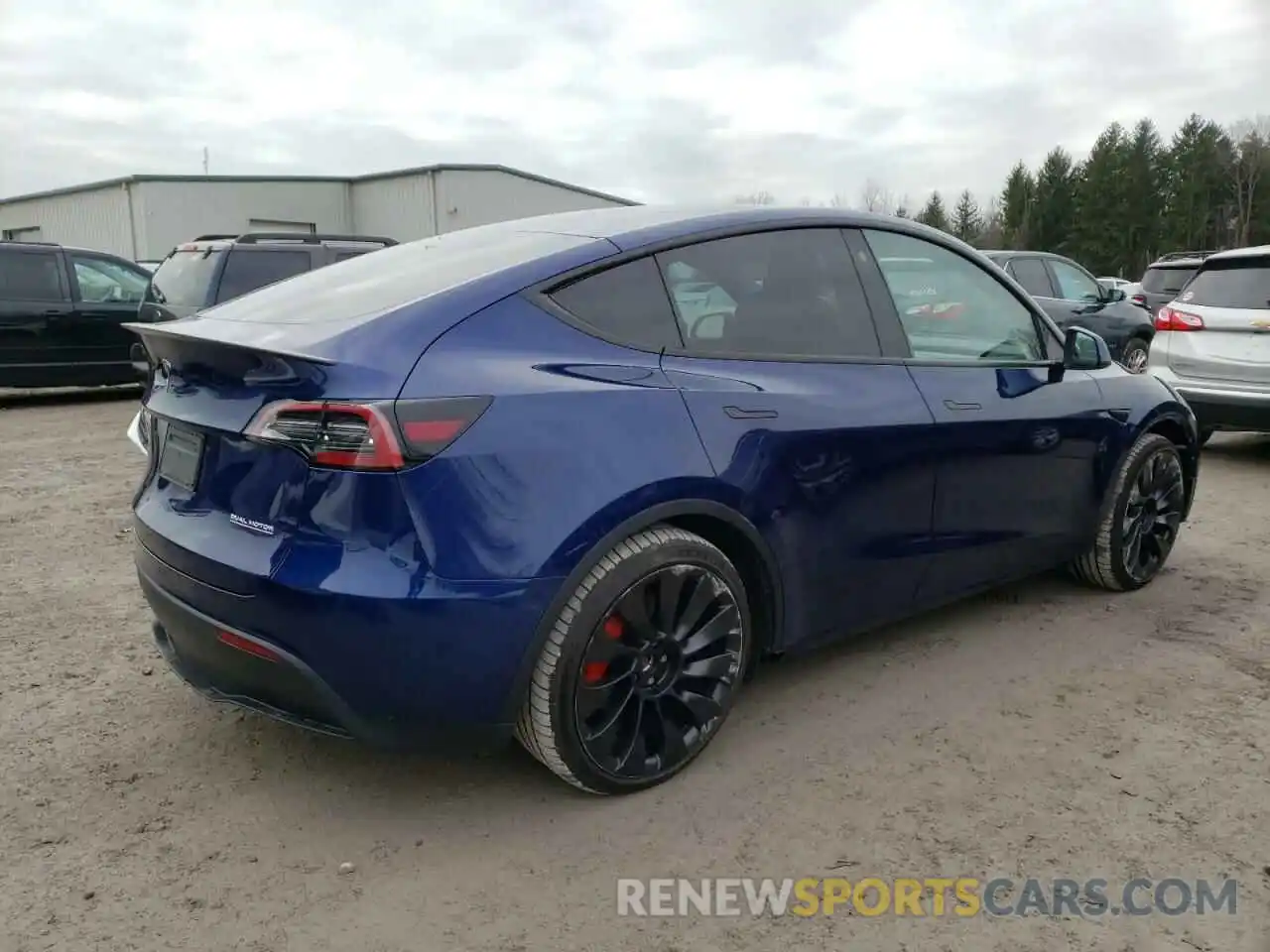 3 Photograph of a damaged car 7SAYGDEF8NF523989 TESLA MODEL Y 2022