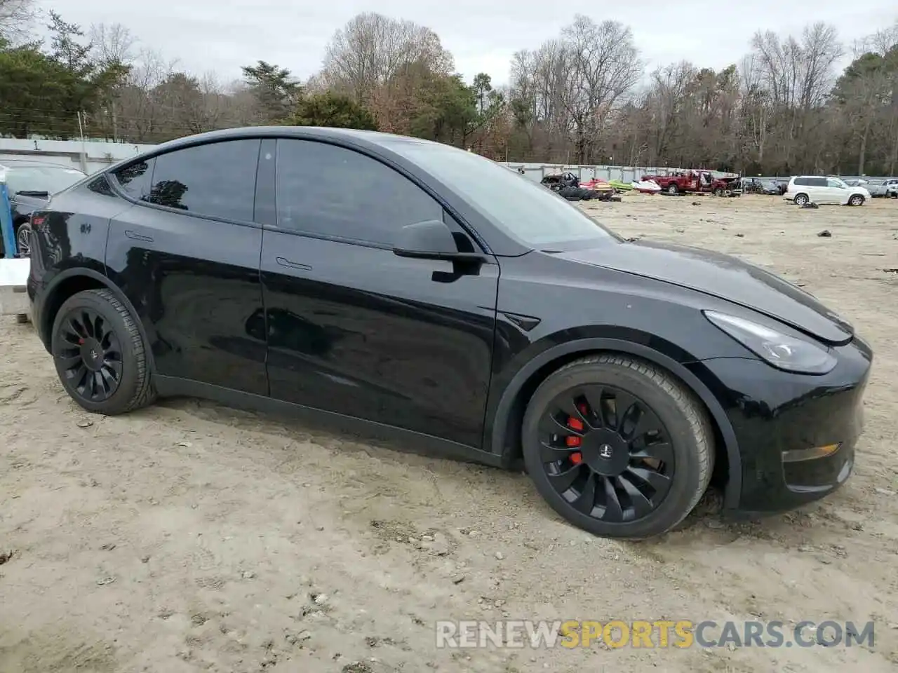 4 Photograph of a damaged car 7SAYGDEF8NF534376 TESLA MODEL Y 2022